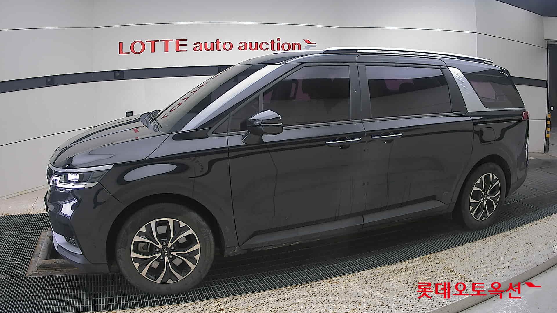 Kia Carnival id 3471523 из Кореи 12