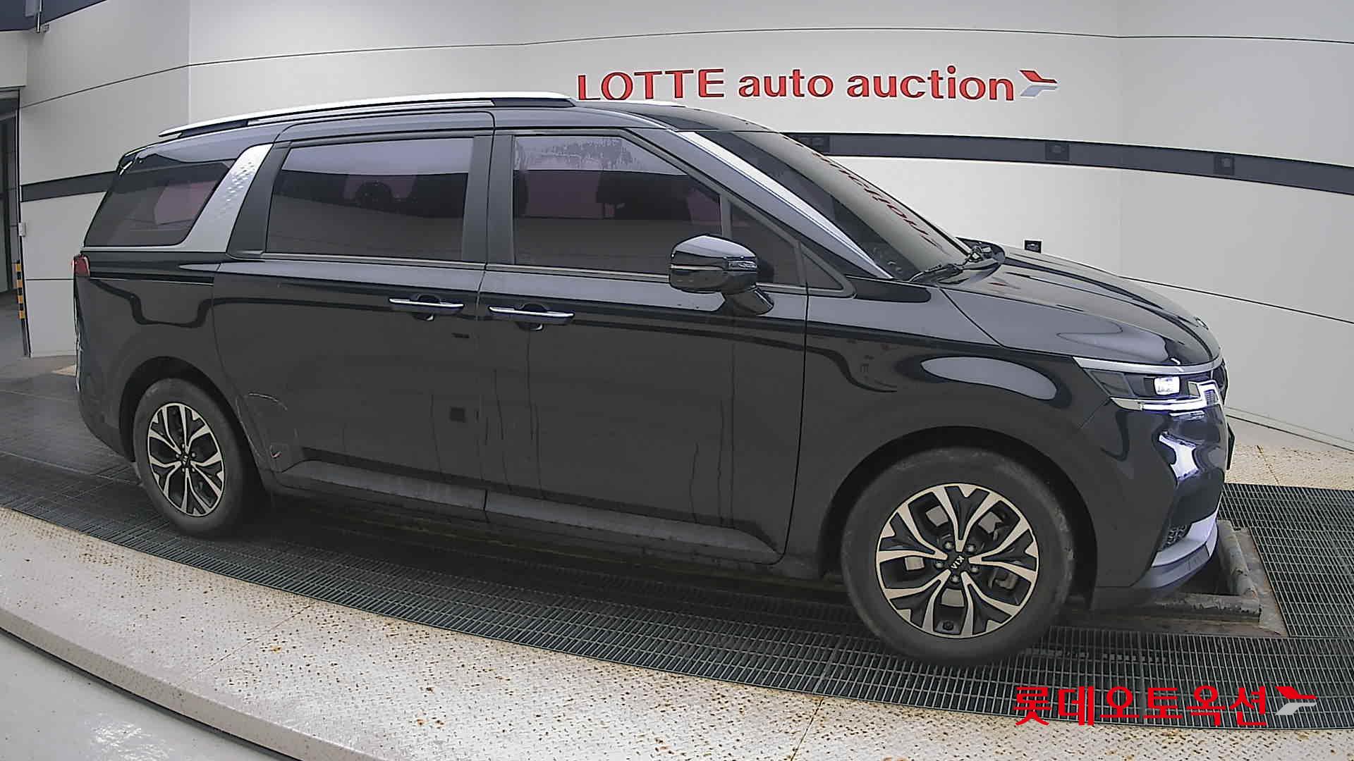 Kia Carnival id 3471523 из Кореи 17