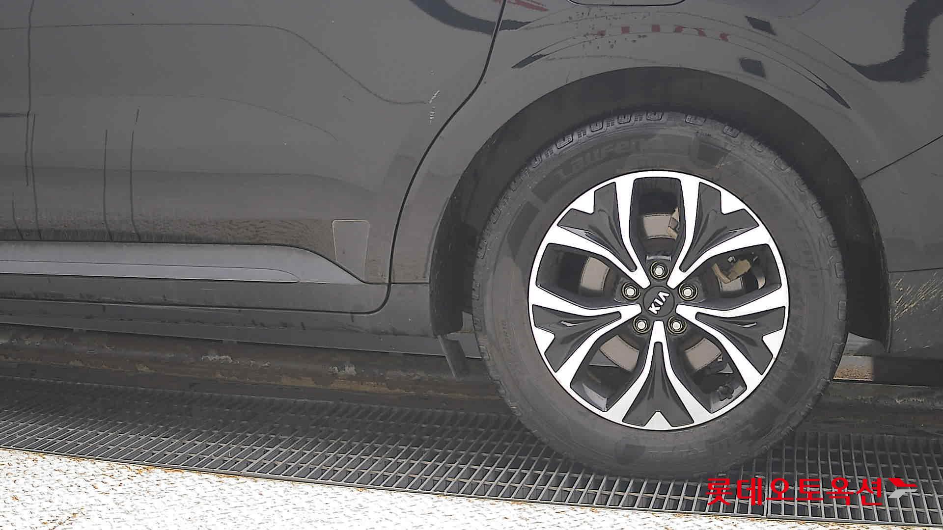 Kia Carnival id 3471523 из Кореи 22