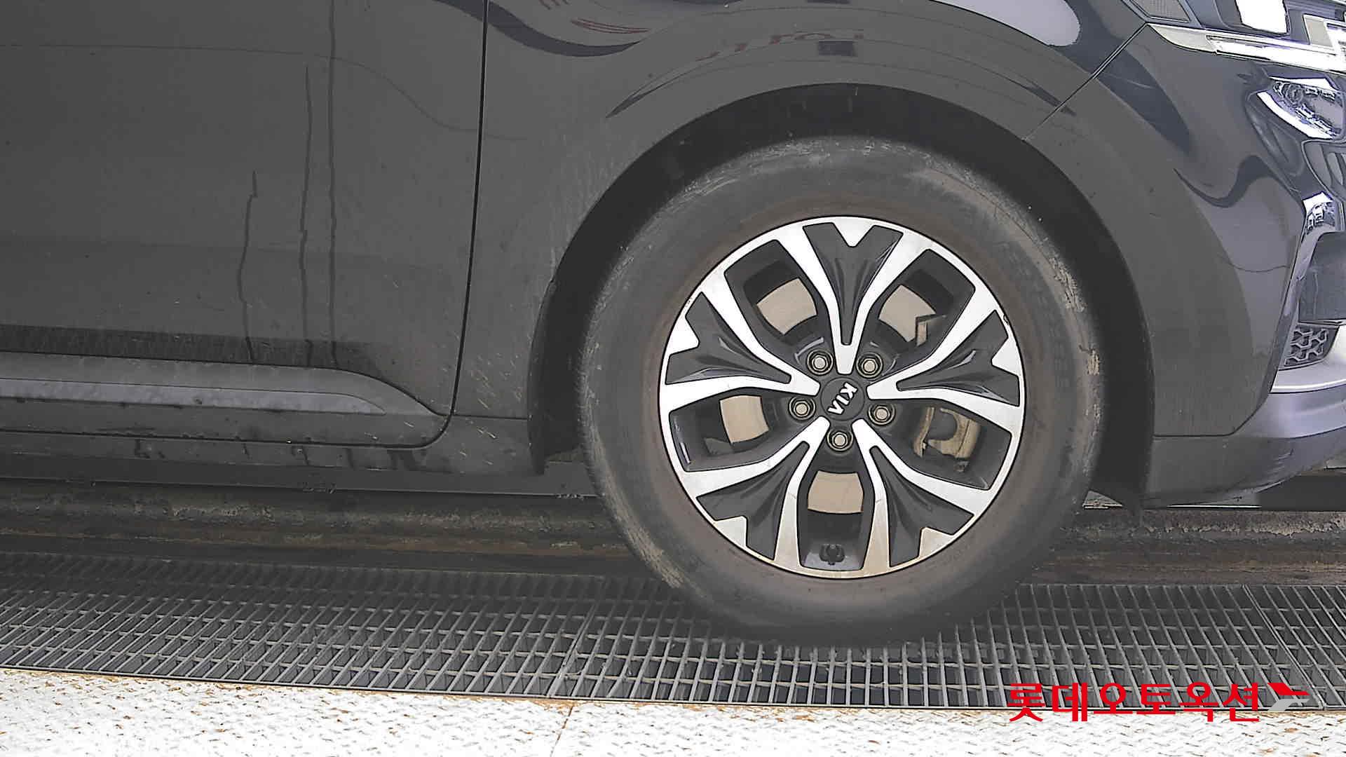 Kia Carnival id 3471523 из Кореи 23