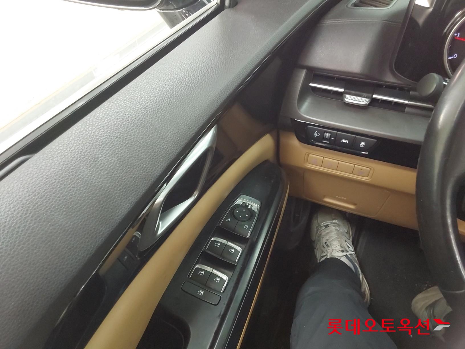 Kia Carnival id 3471523 из Кореи 28