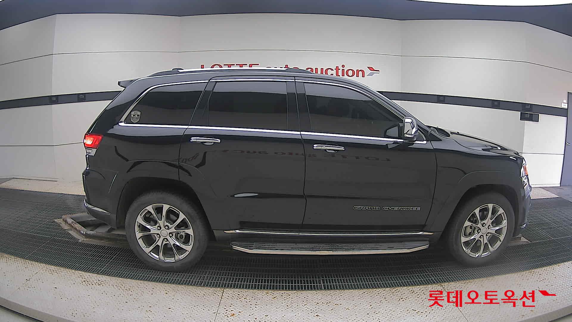 Jeep Straw Grand Cherokee 2021 Черный из Кореи, фото 3