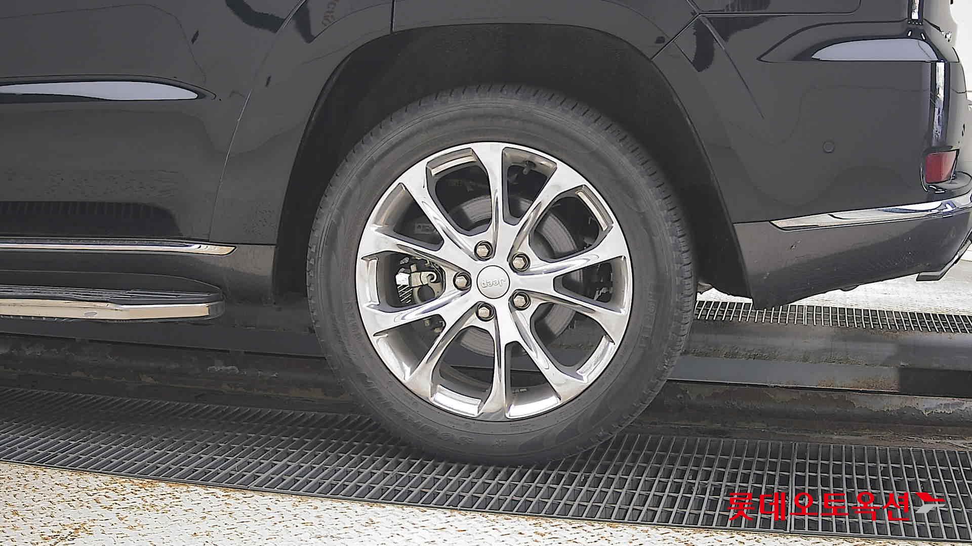 Jeep Straw Grand Cherokee id 3471516 из Кореи 22