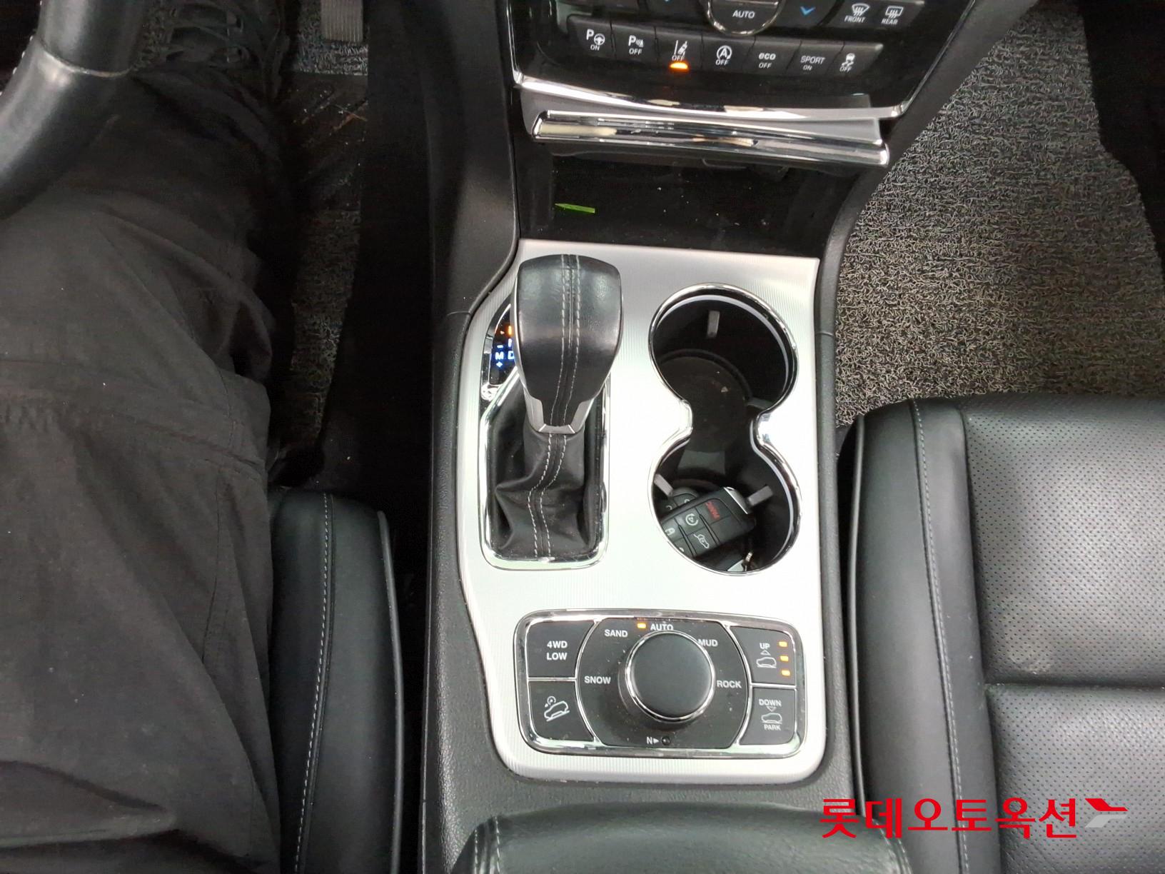 Jeep Straw Grand Cherokee id 3471516 из Кореи 31