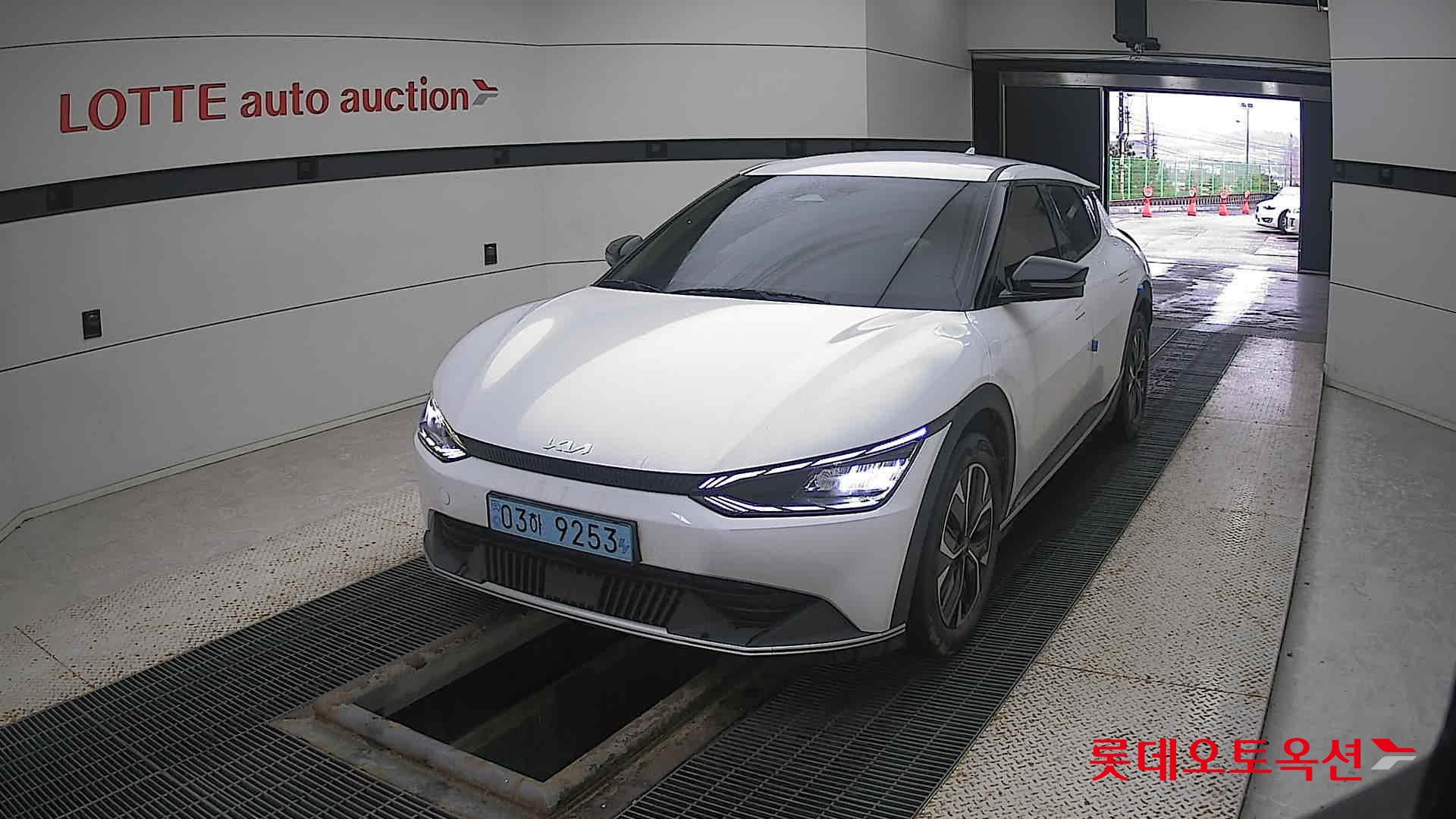 Kia EV6 2022 Белый из Кореи