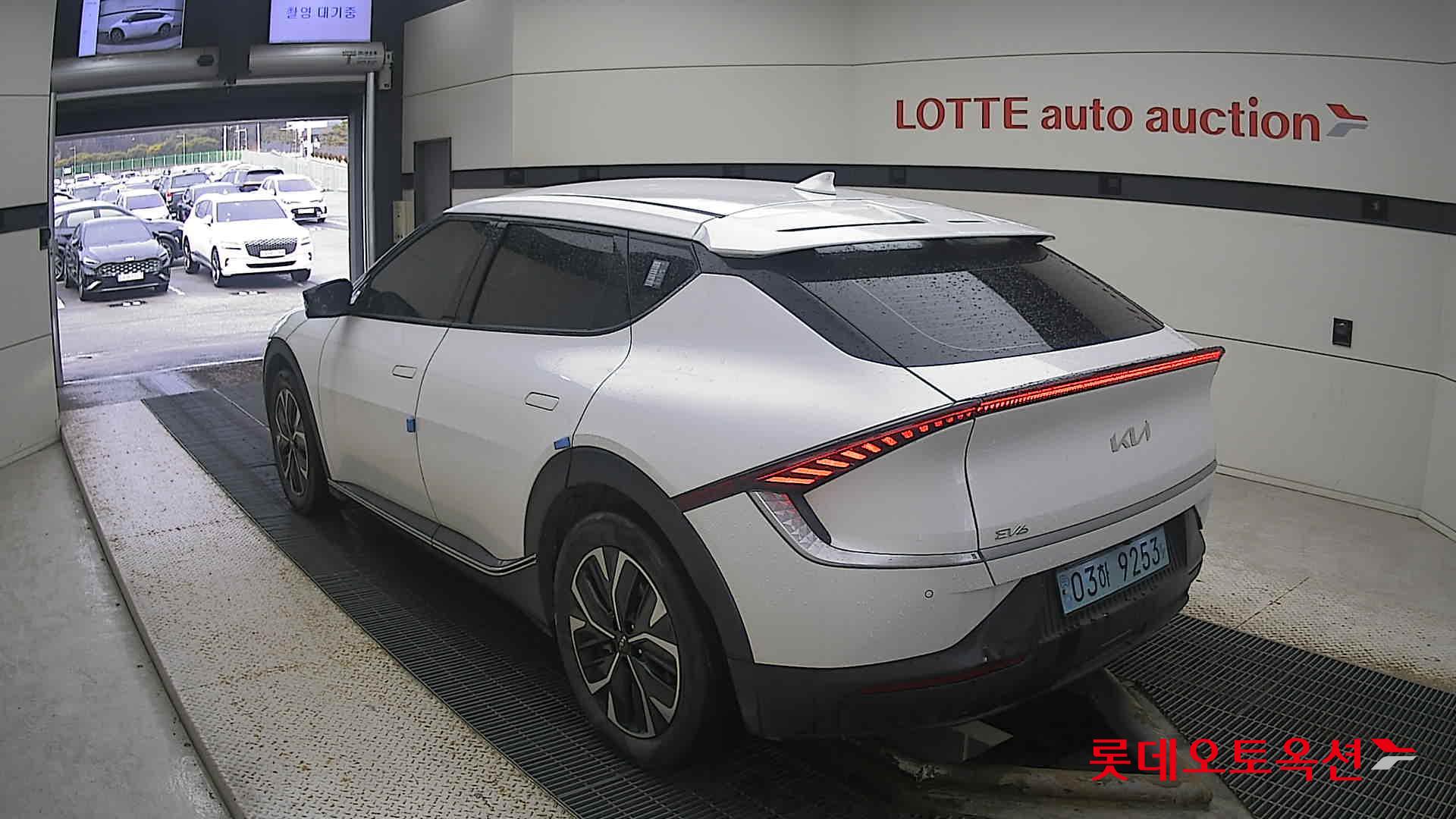 Kia EV6 2022 Белый из Кореи, фото 6