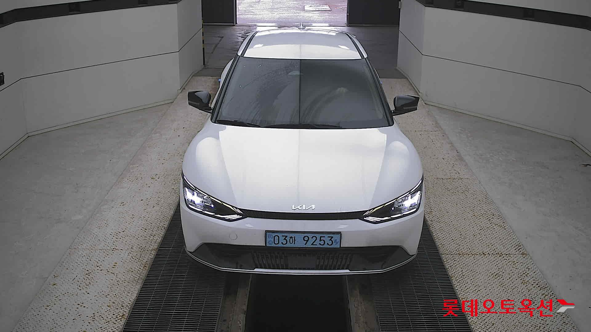 Kia EV6 id 3471519 из Кореи 8