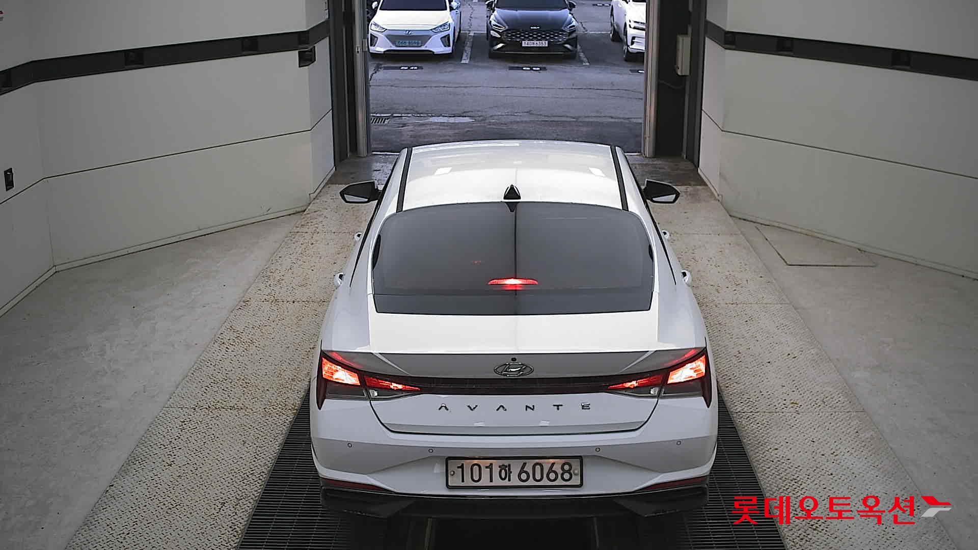 Hyundai Avante 2021 Белый из Кореи, фото 5