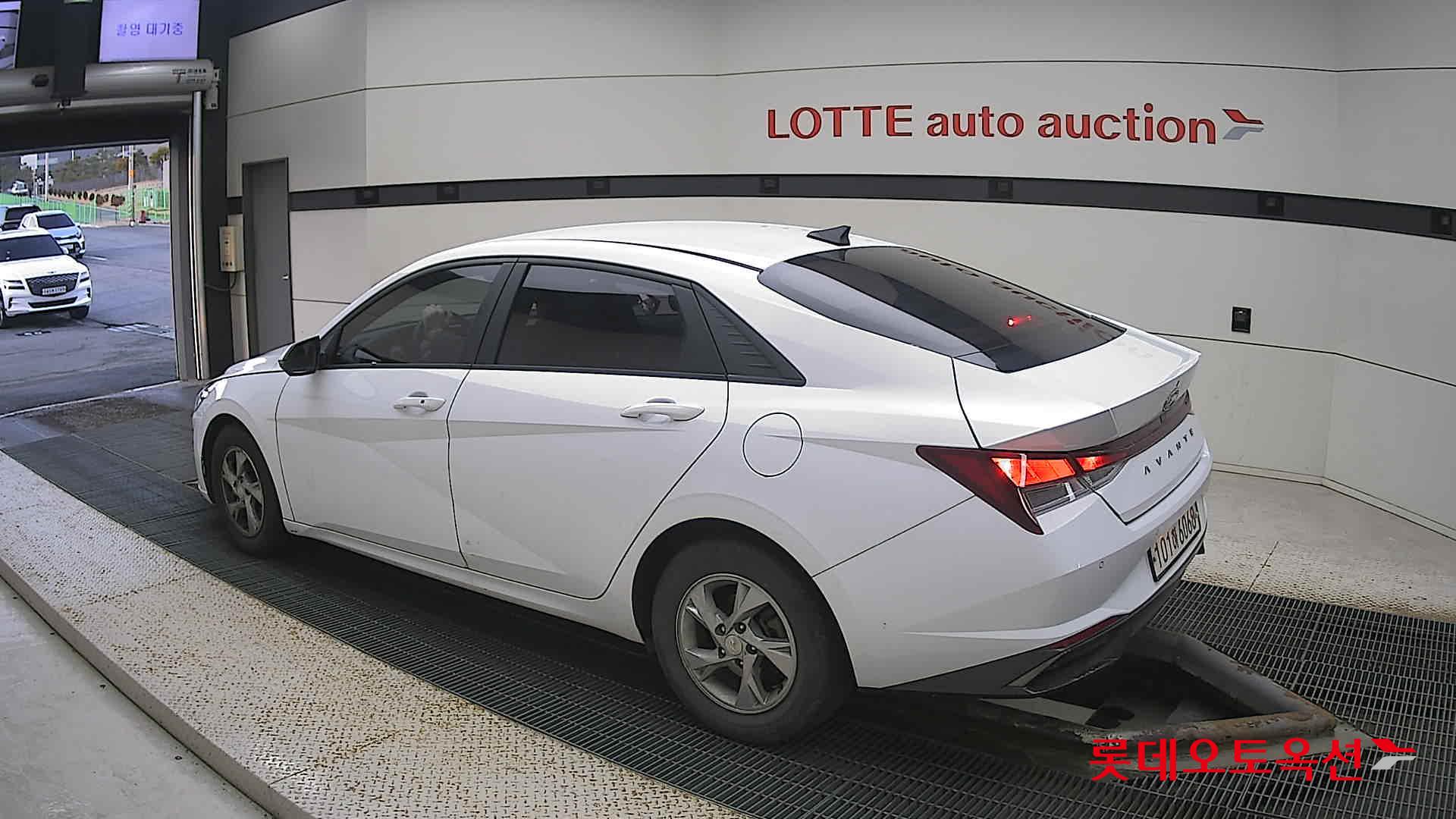 Hyundai Avante id 3471626 из Кореи 10