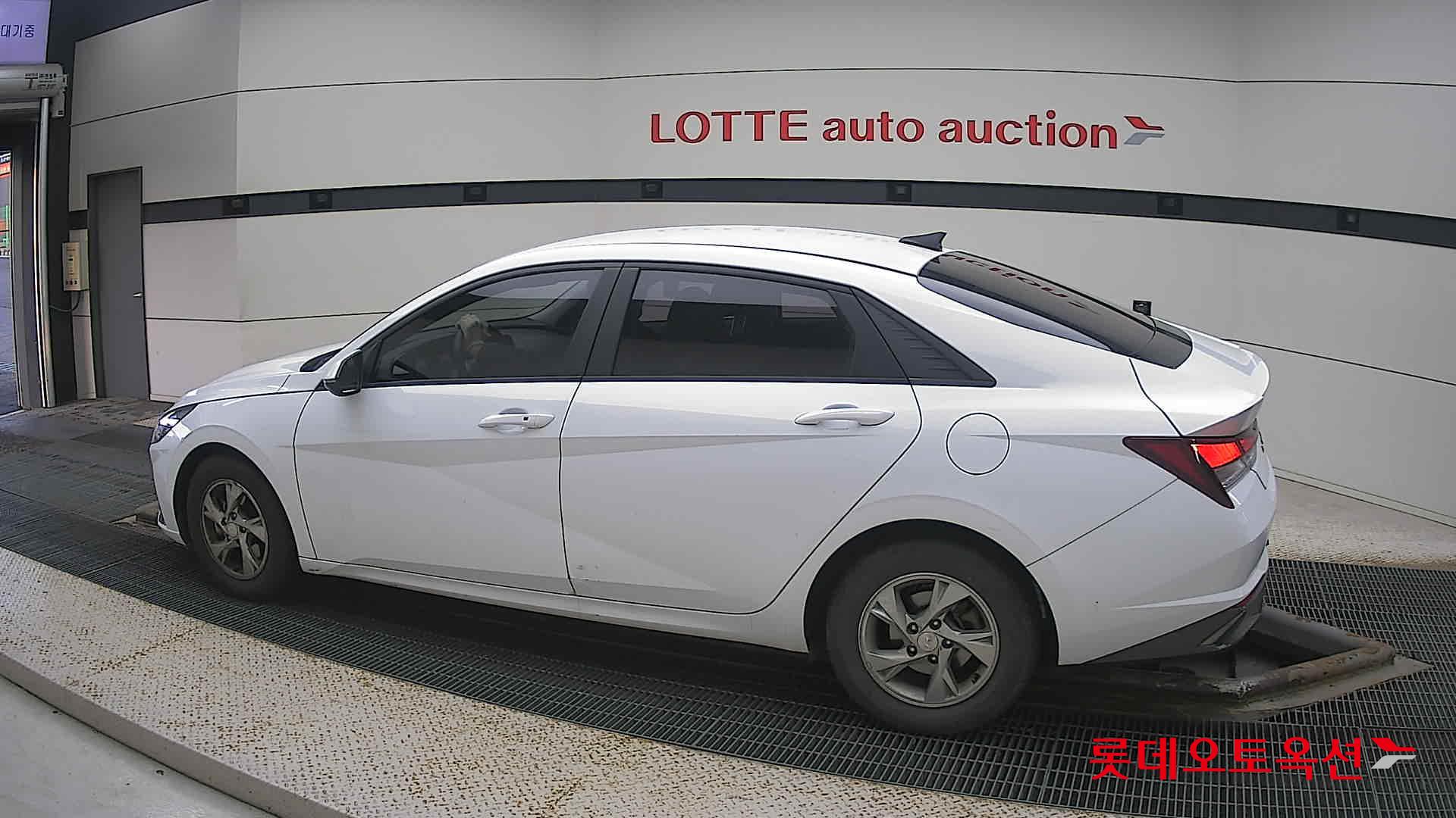 Hyundai Avante id 3471626 из Кореи 11