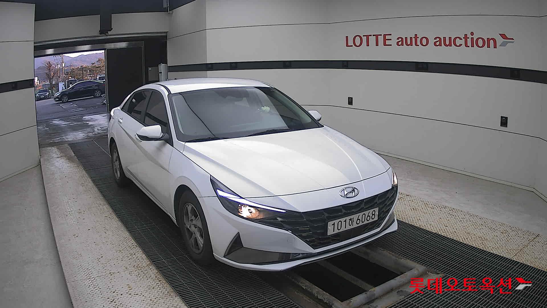 Hyundai Avante id 3471626 из Кореи 15