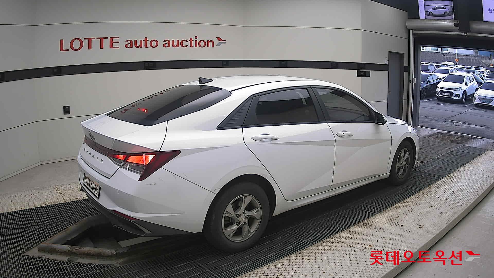 Hyundai Avante id 3471626 из Кореи 19