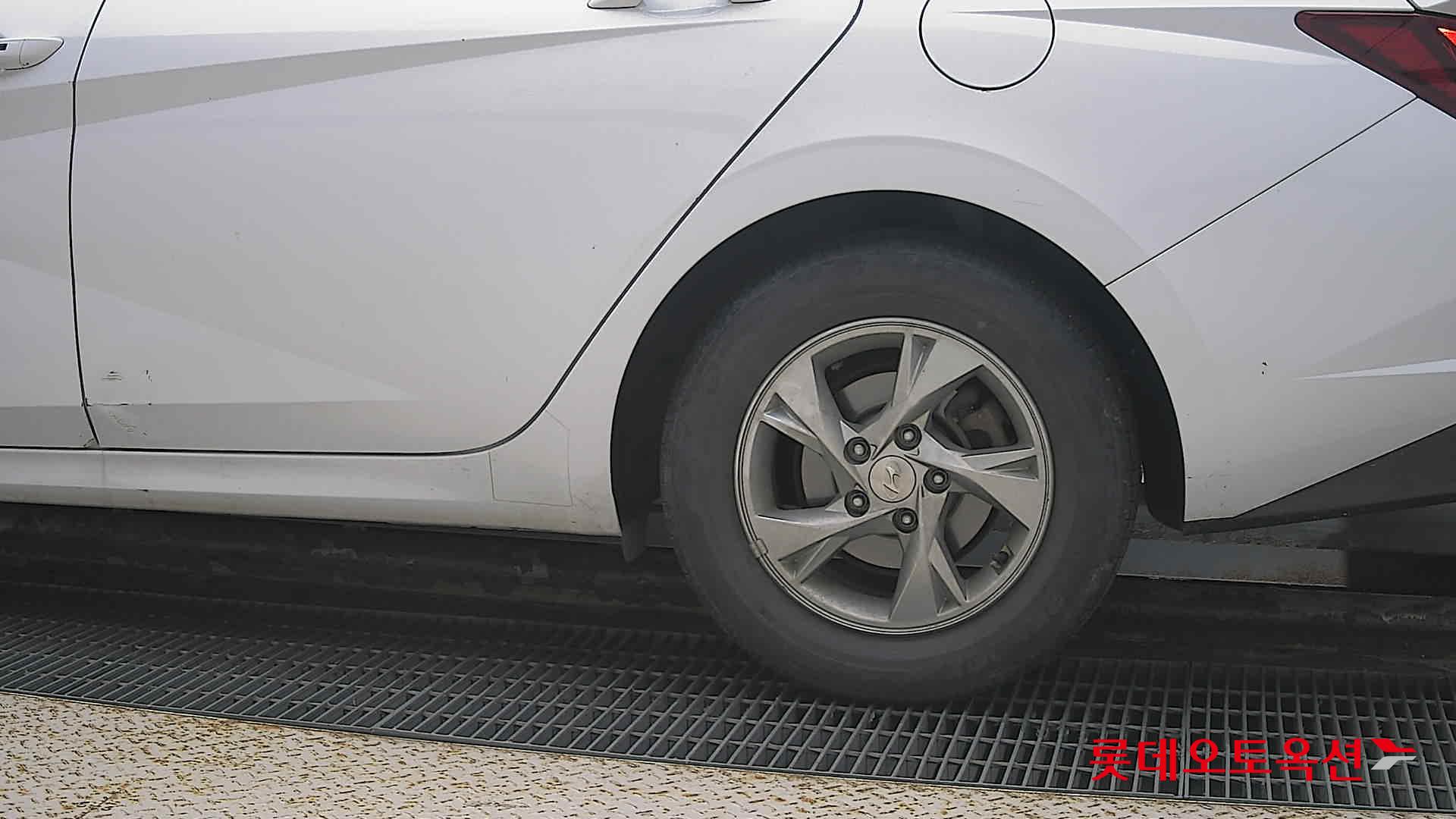 Hyundai Avante id 3471626 из Кореи 22