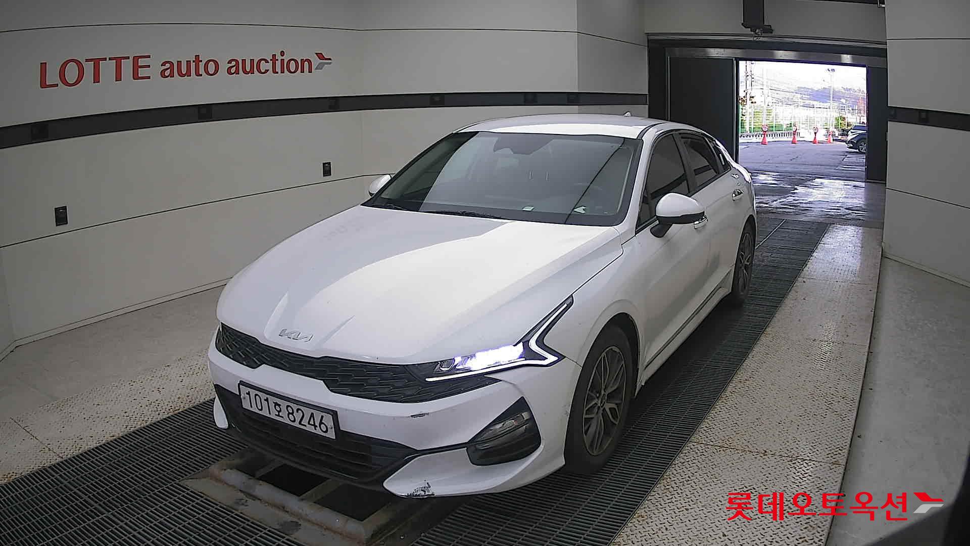 Kia K5 2022 Белый из Кореи