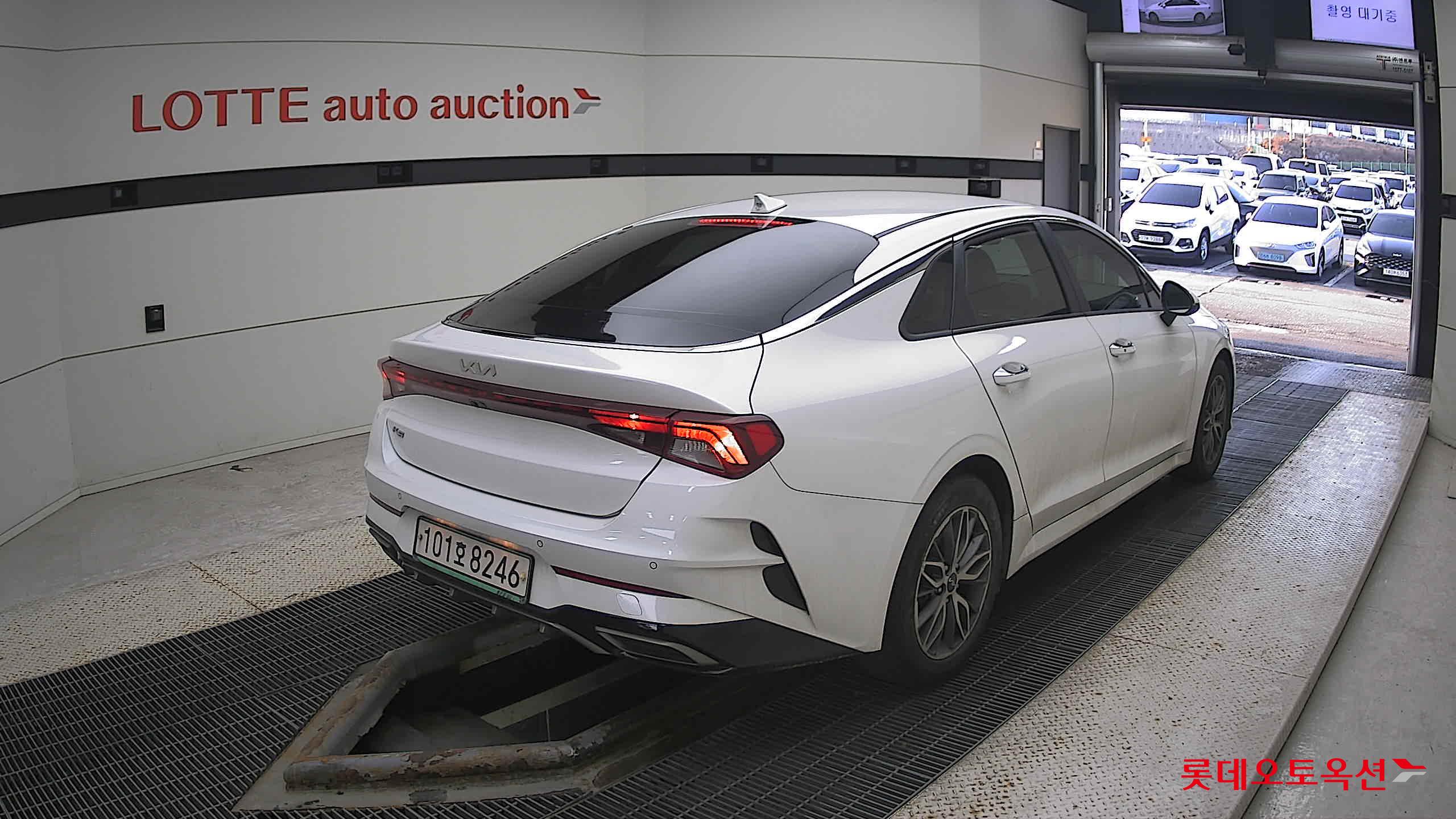 Kia K5 2022 Белый из Кореи, фото 4