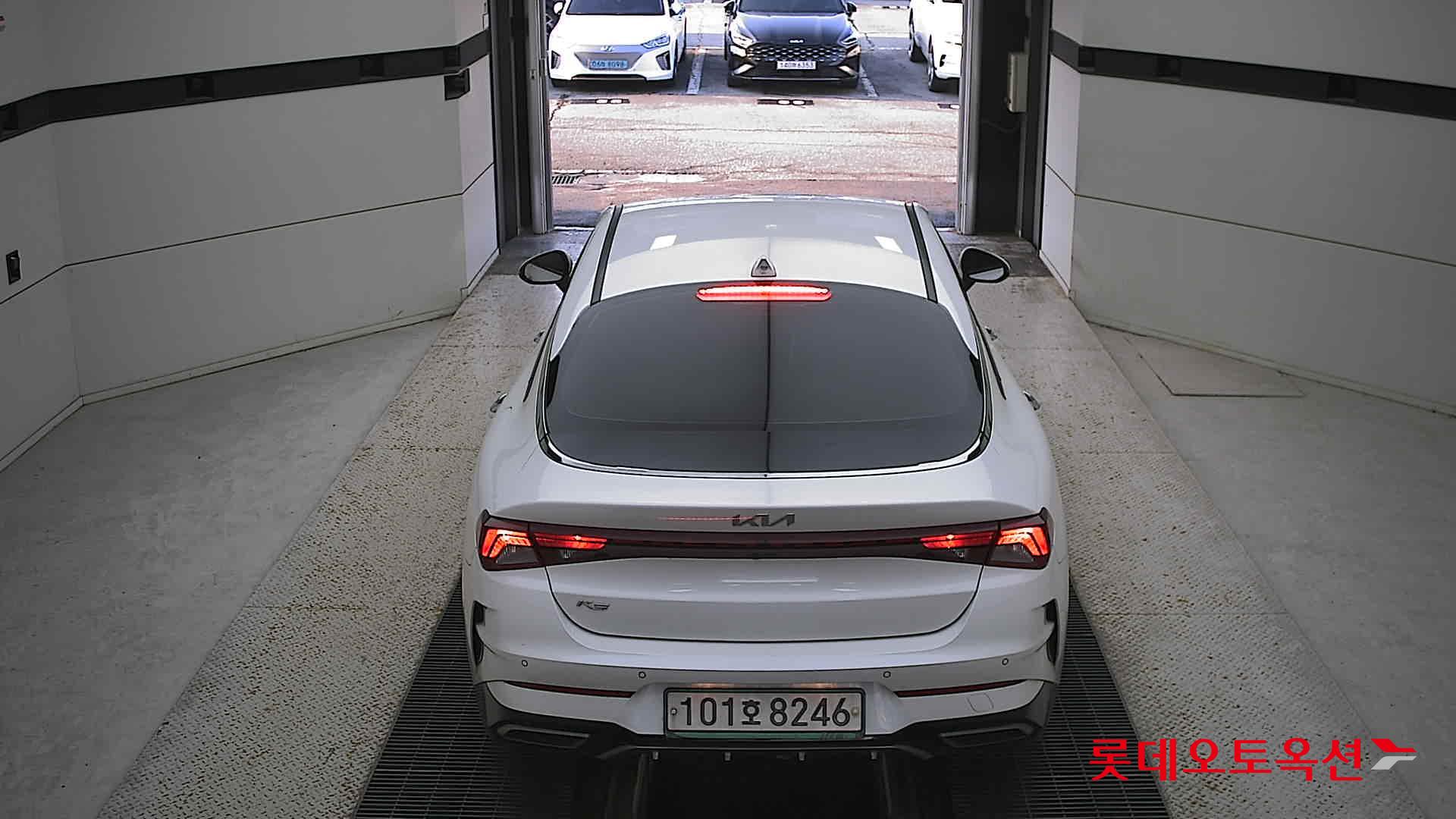 Kia K5 2022 Белый из Кореи, фото 5