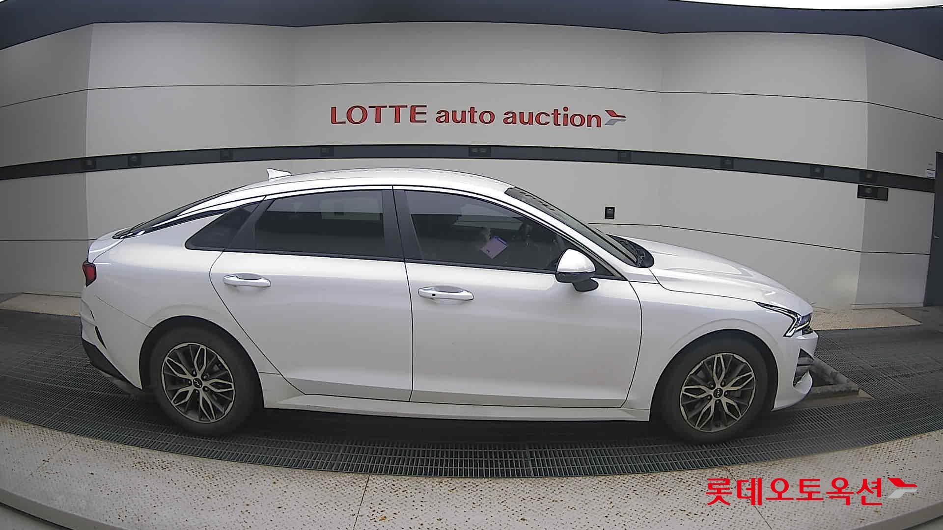 Kia K5 2022 Белый из Кореи, фото 3