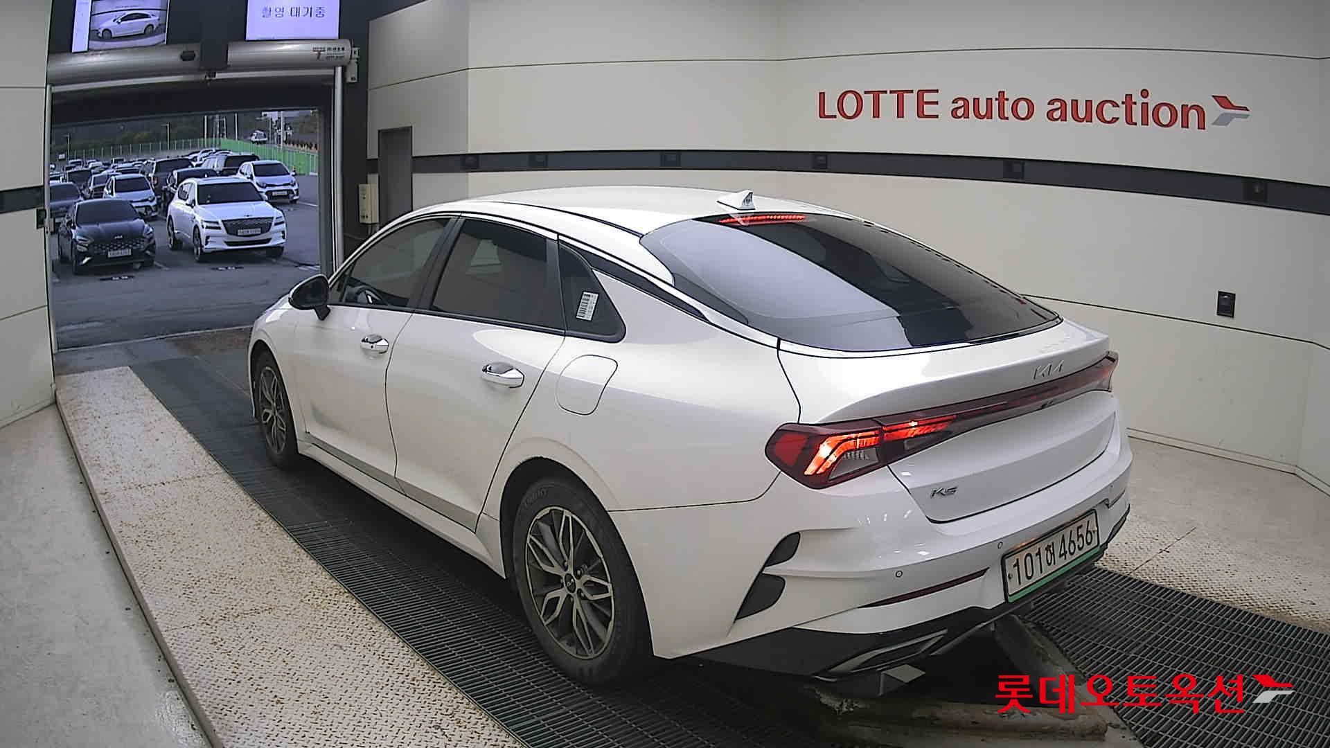 Kia K5 2022 Белый из Кореи, фото 6