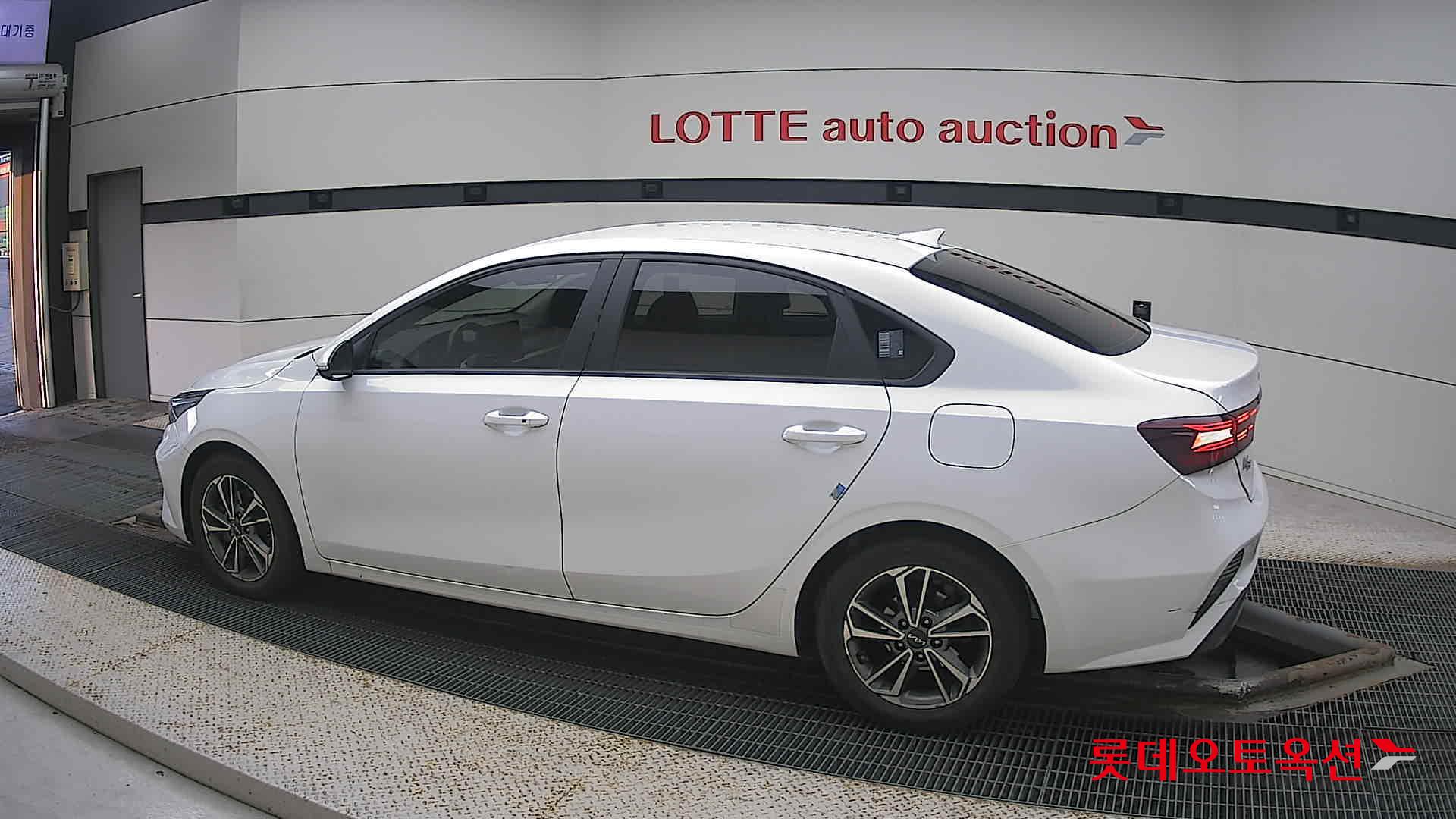 Kia K3 id 3471546 из Кореи 11