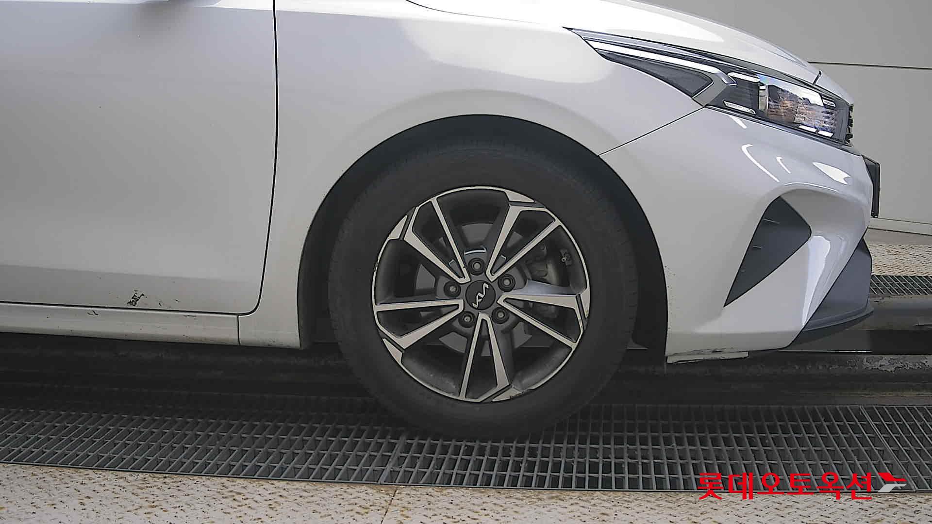 Kia K3 id 3471546 из Кореи 23