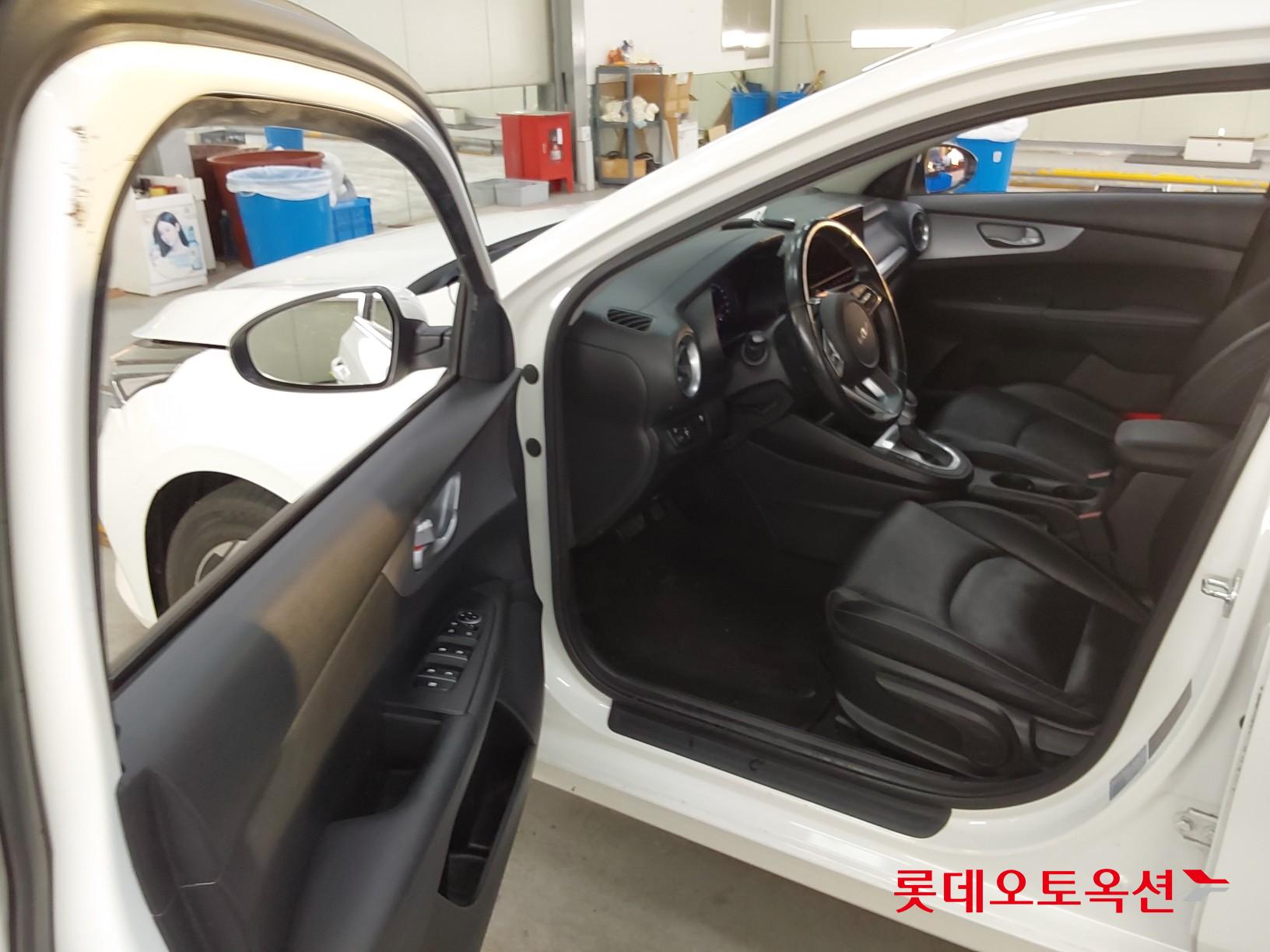 Kia K3 id 3471546 из Кореи 35