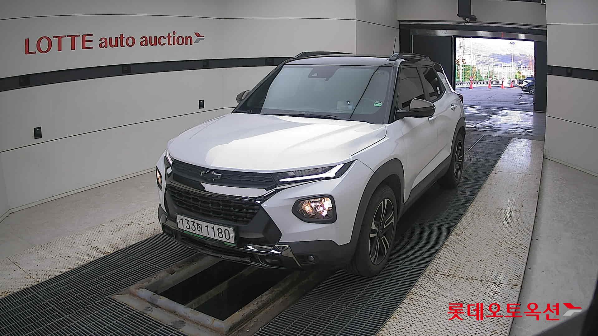 Korea G M TrailBlazer 1.35 Turbo FWD 2022 Белый из Кореи