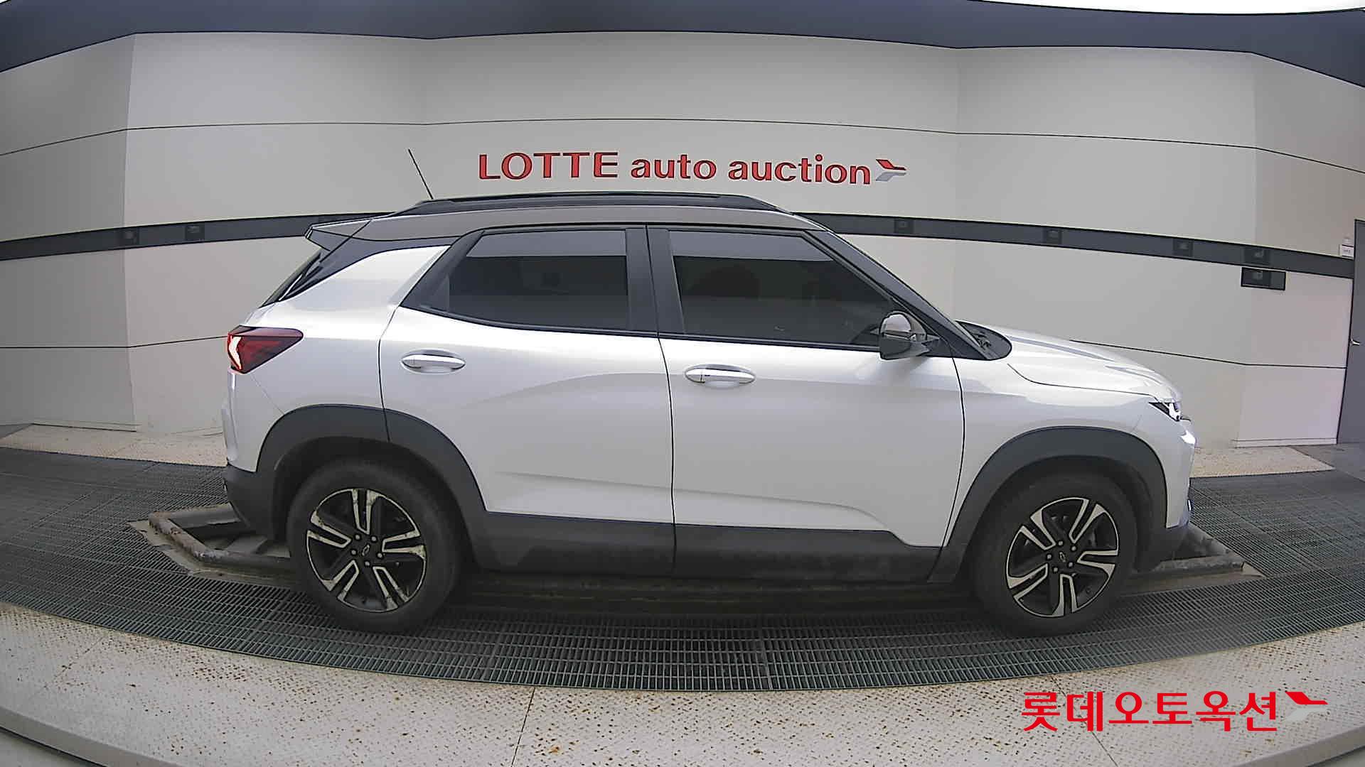 Korea G M TrailBlazer 1.35 Turbo FWD 2022 Белый из Кореи, фото 3