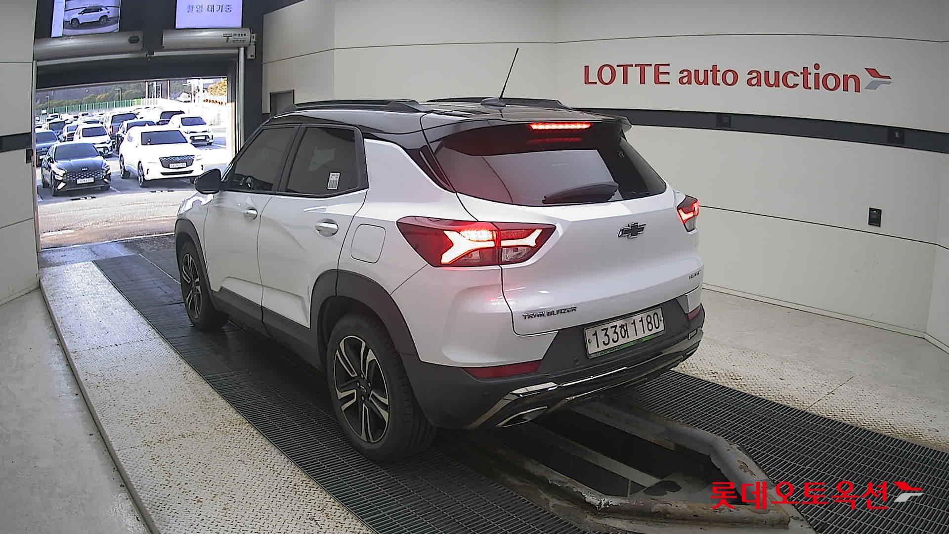 Korea G M TrailBlazer 1.35 Turbo FWD 2022 Белый из Кореи, фото 6