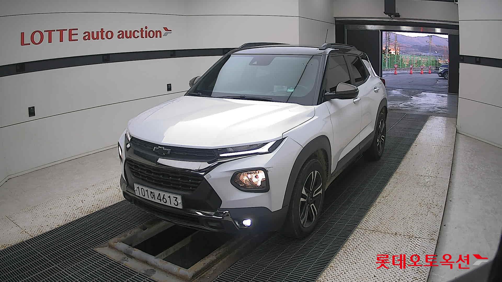 Korea G M TrailBlazer 1.35 Turbo FWD 2022 Белый из Кореи