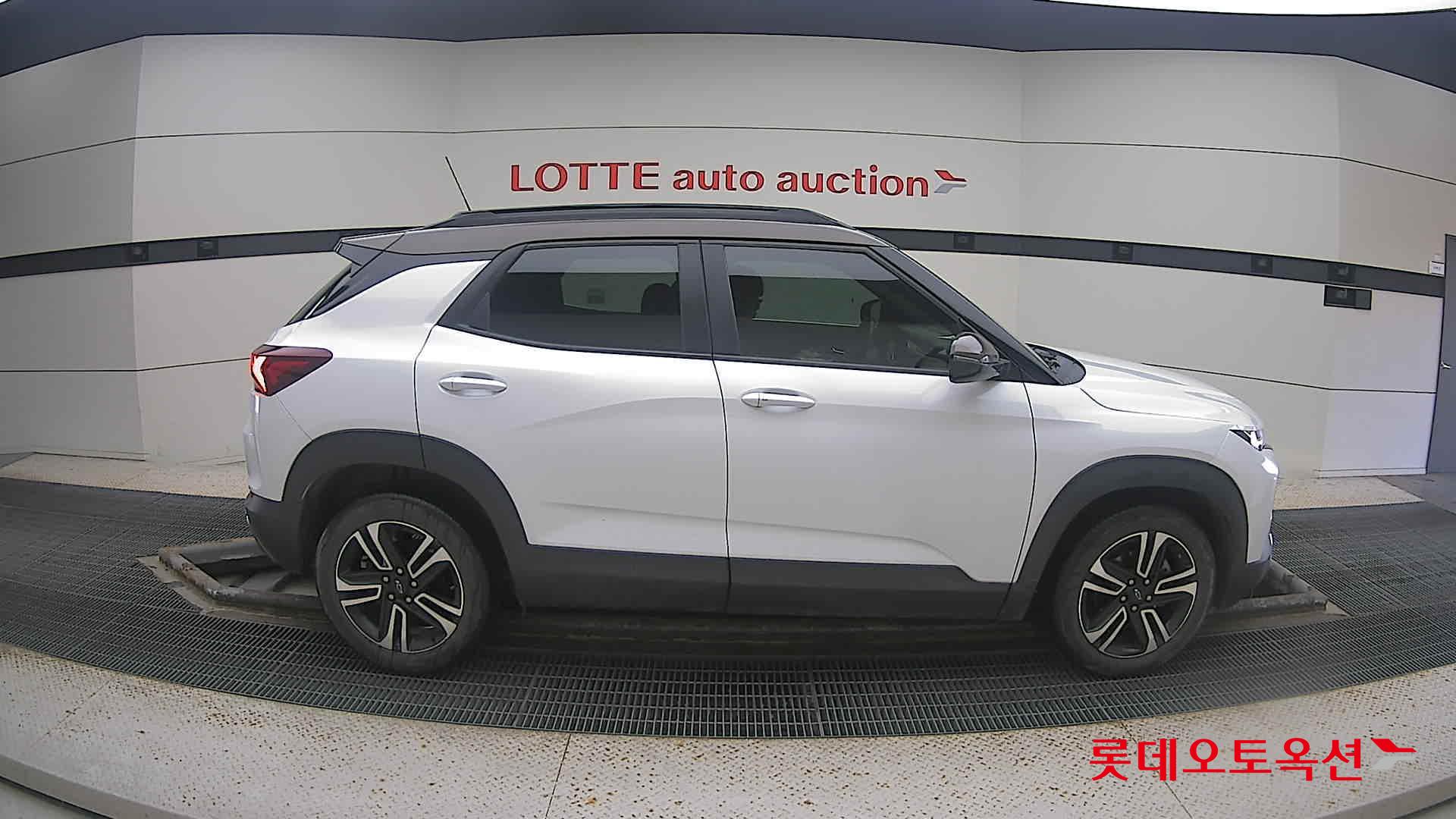 Korea G M TrailBlazer 1.35 Turbo FWD 2022 Белый из Кореи, фото 3