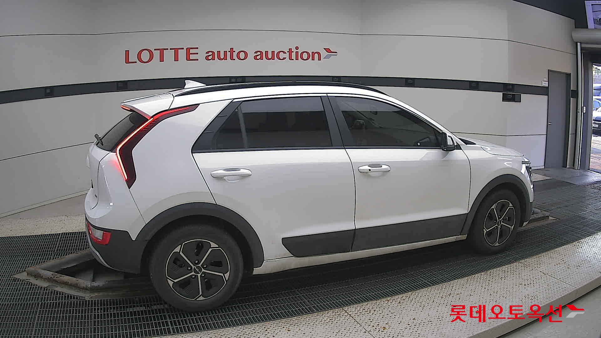 Kia Niro Hybrid id 3471536 из Кореи 18