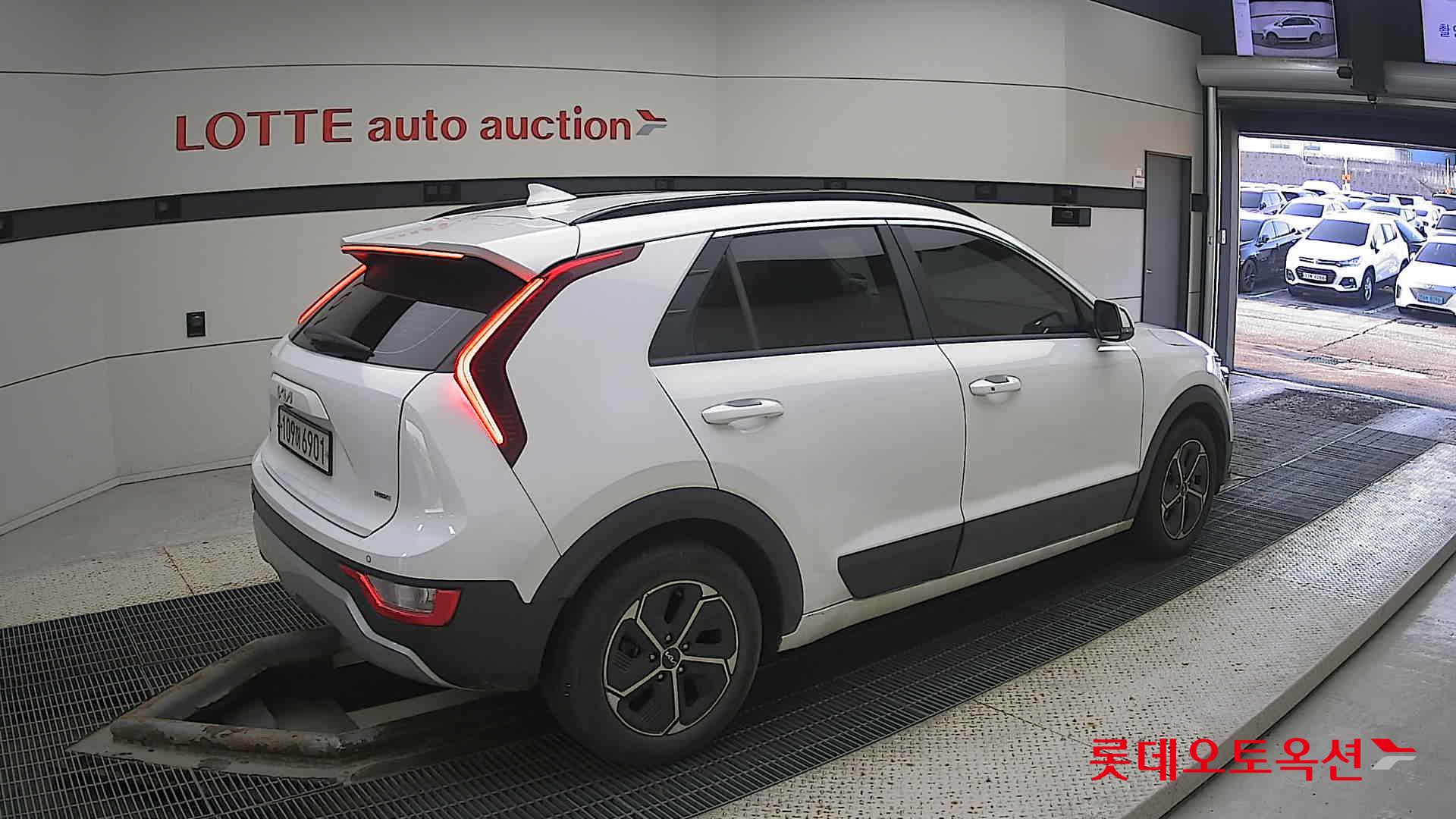 Kia Niro Hybrid id 3471536 из Кореи 19