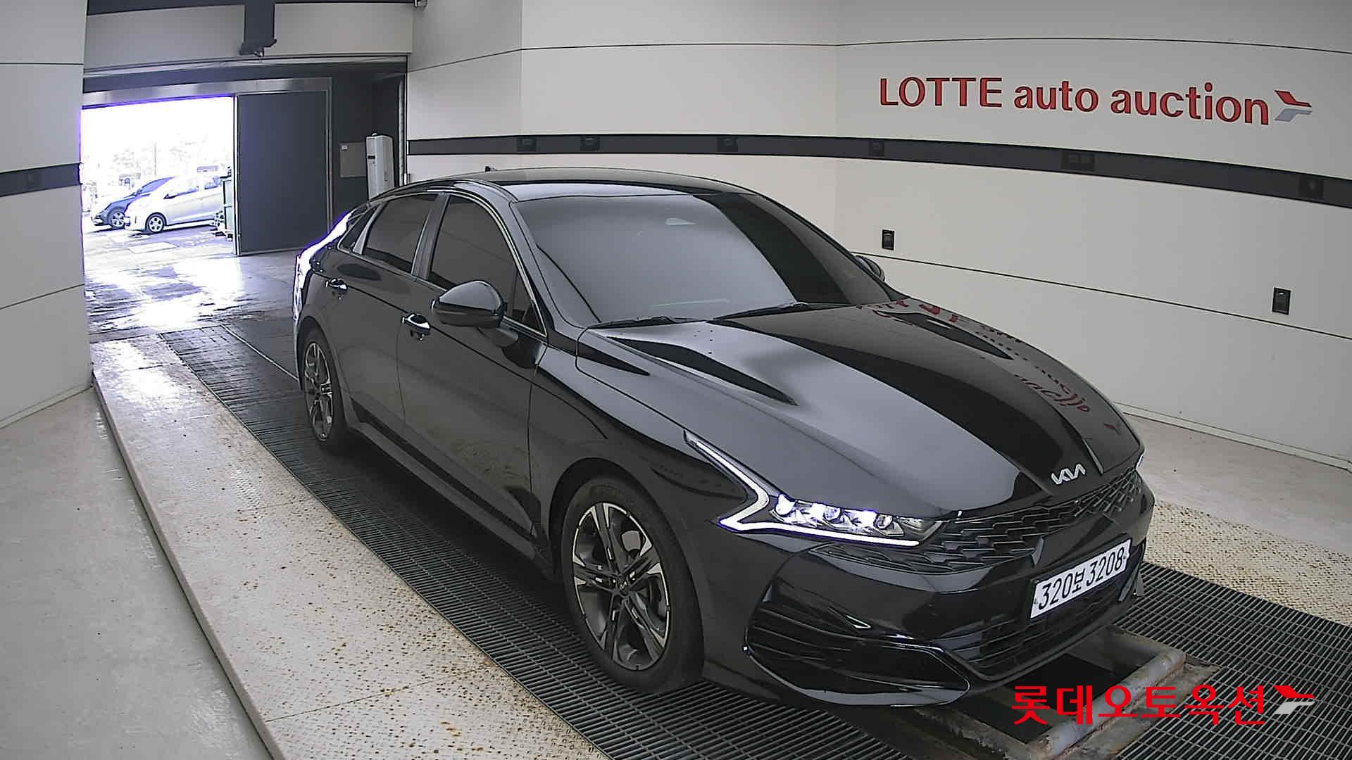 Kia K5 2022 Черный из Кореи, фото 2