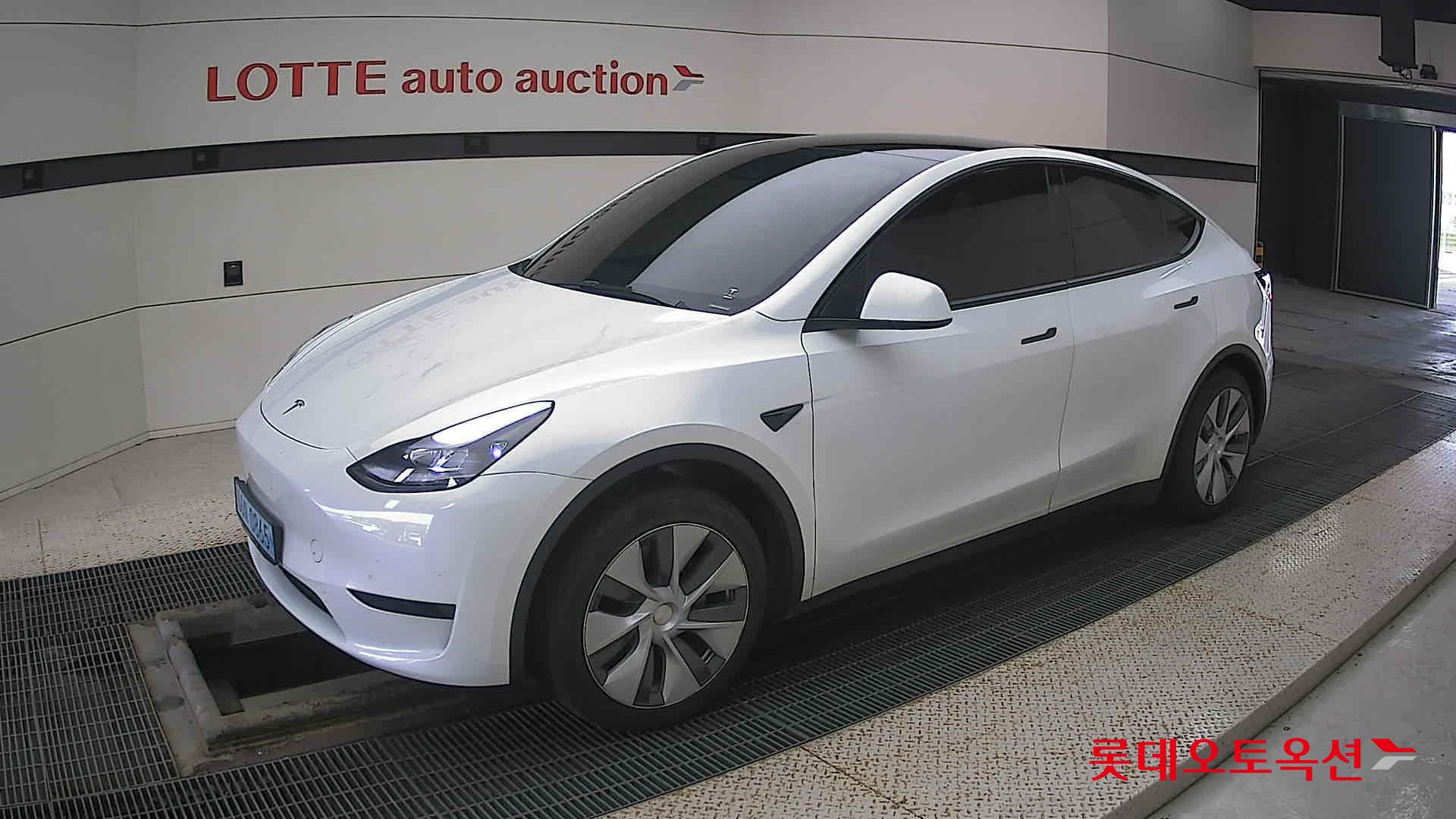Tesla Model Y RWD id 3471598 из Кореи 13