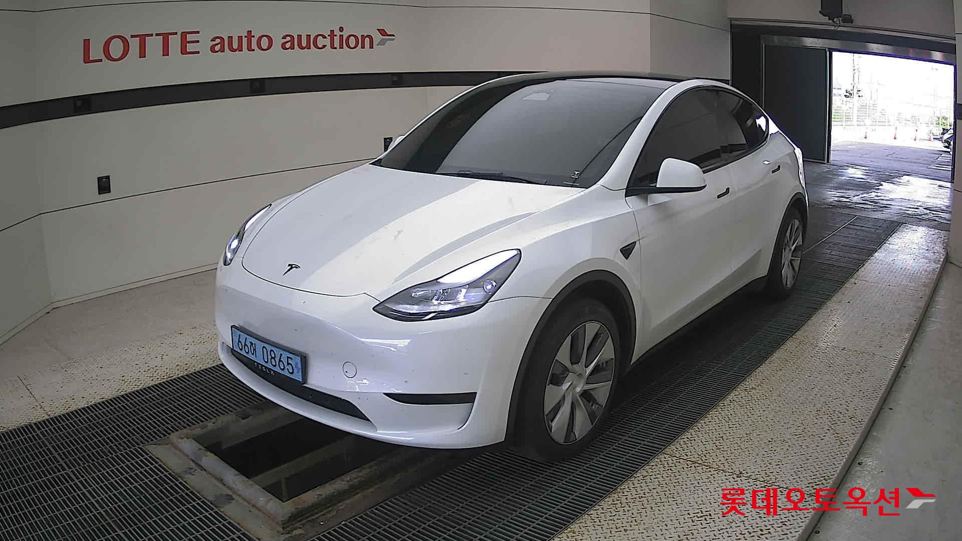 Tesla Model Y RWD id 3471598 из Кореи 14
