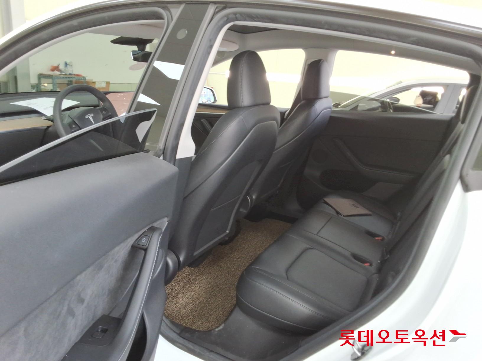 Tesla Model Y RWD id 3471598 из Кореи 36