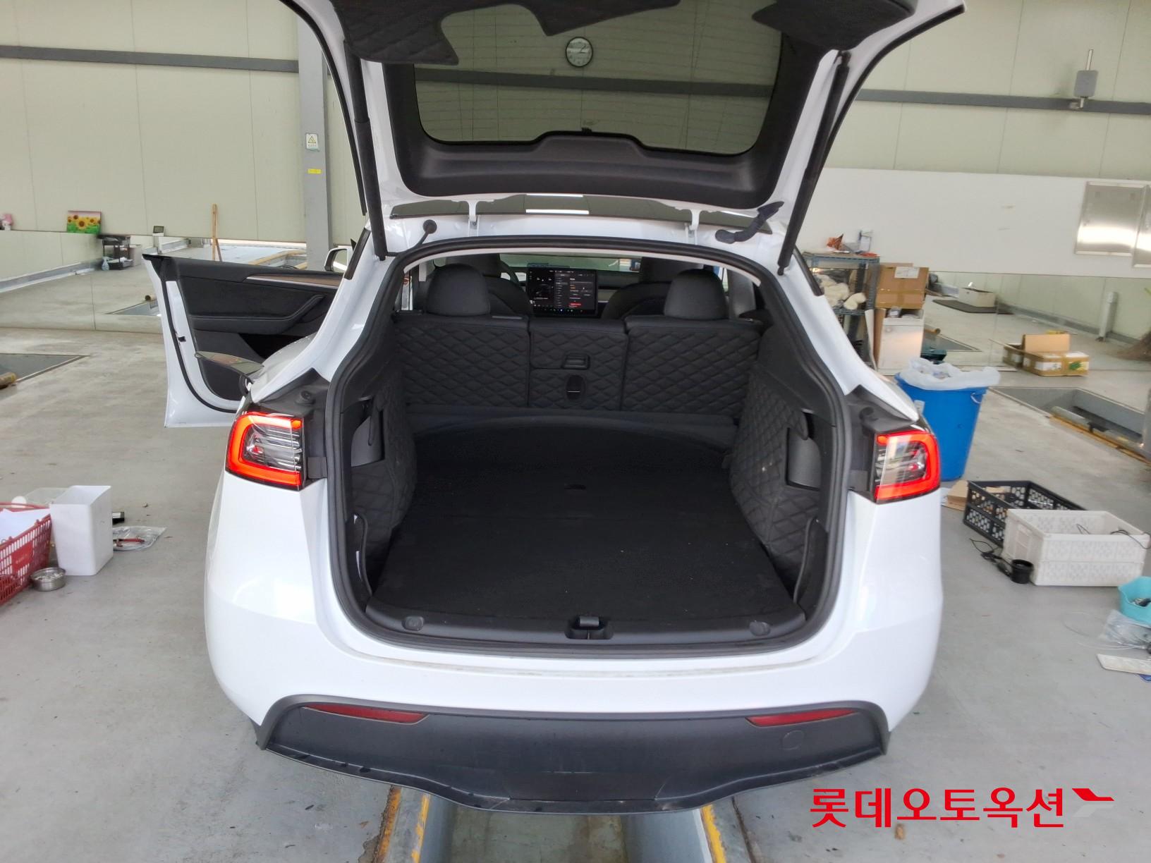 Tesla Model Y RWD id 3471598 из Кореи 37