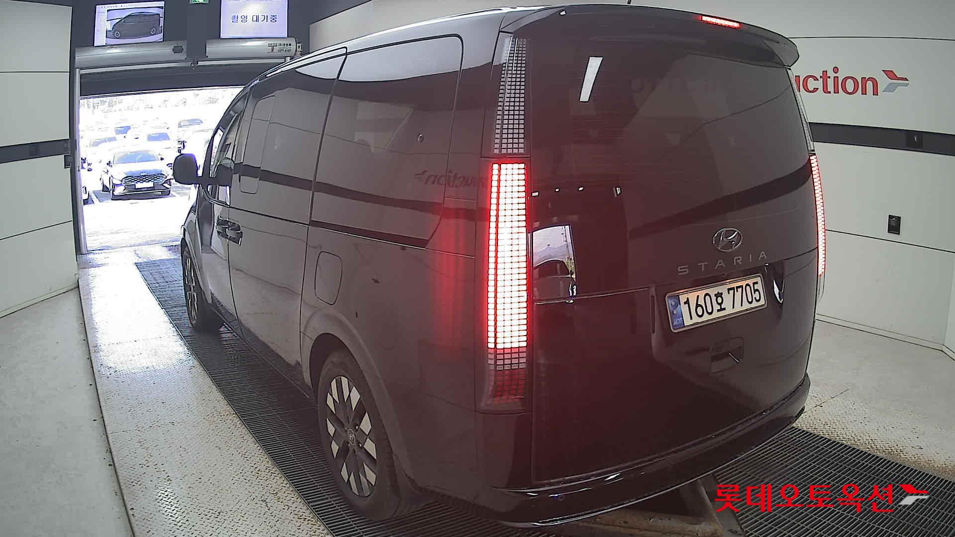 Hyundai Staria Lounge id 3471608 из Кореи 9