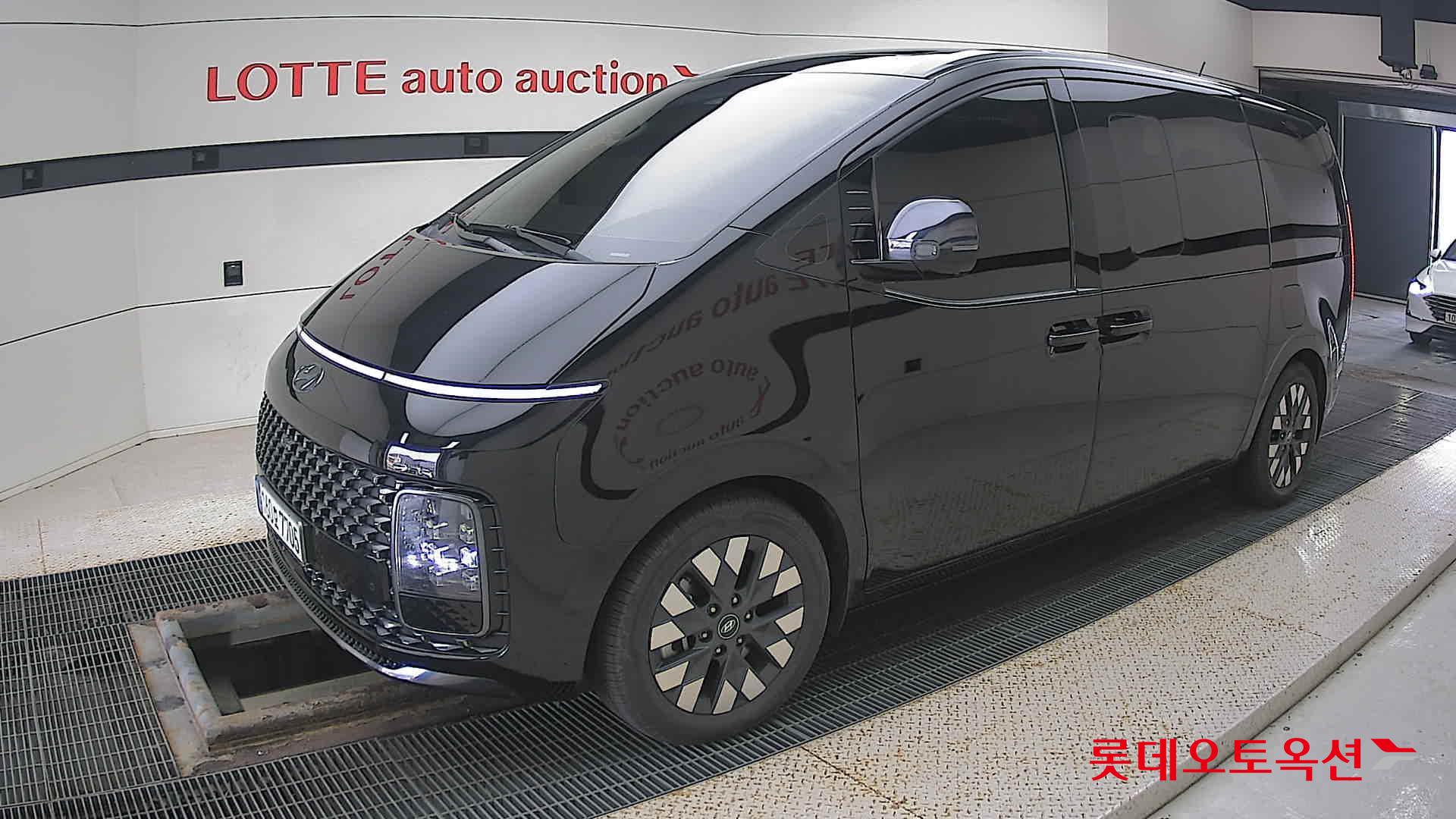 Hyundai Staria Lounge id 3471608 из Кореи 13