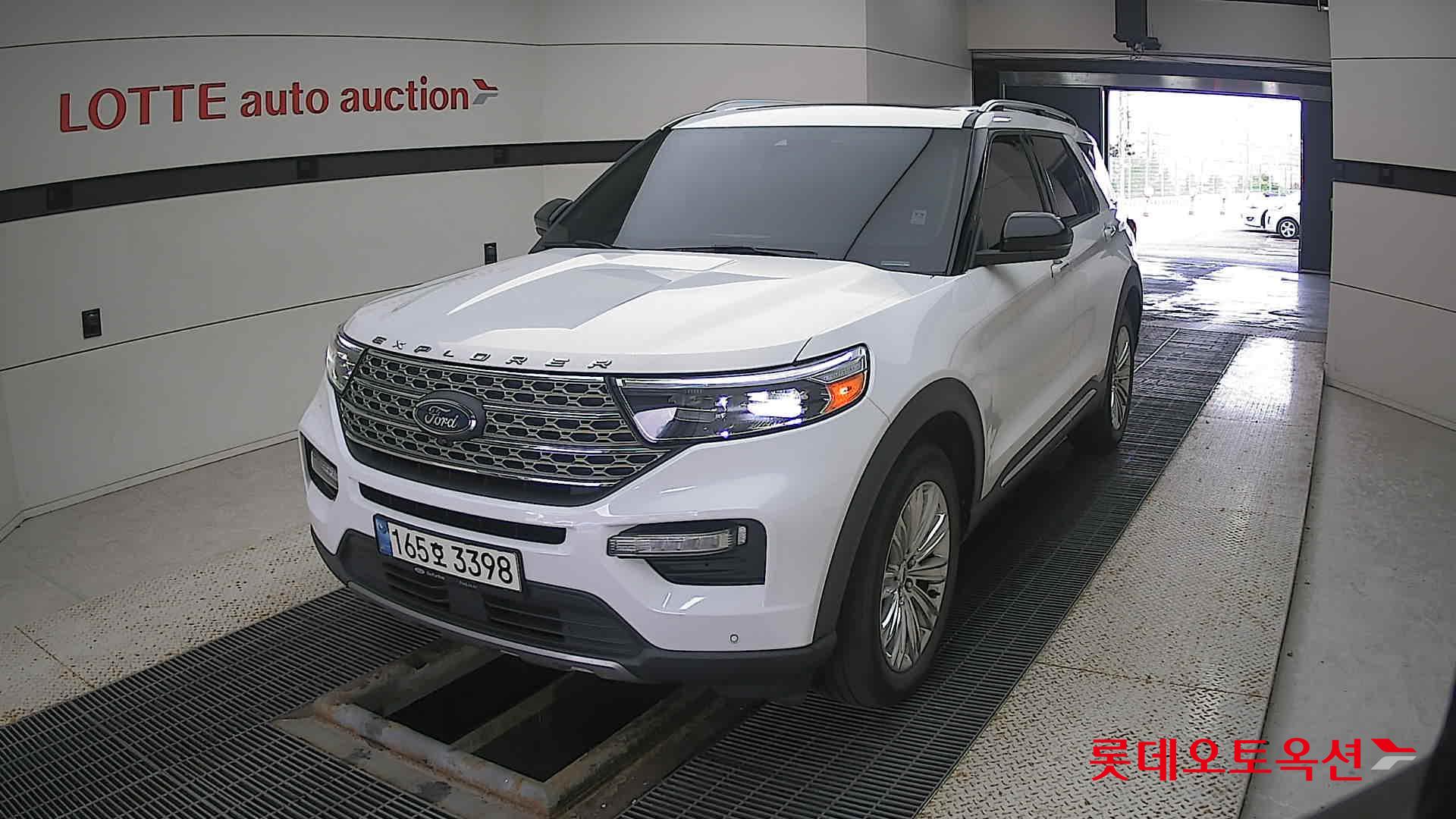 Ford Explorer 2.3 2021 Белый из Кореи