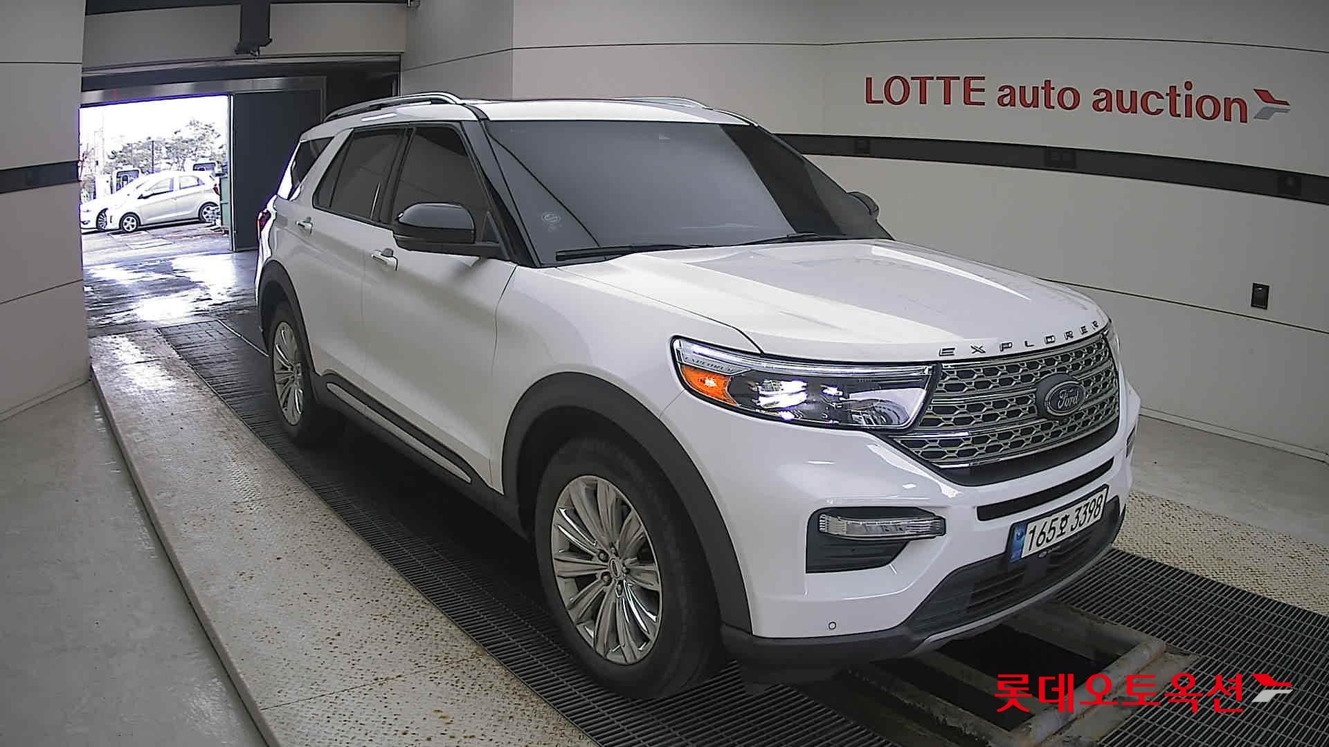 Ford Explorer 2.3 2021 Белый из Кореи, фото 2