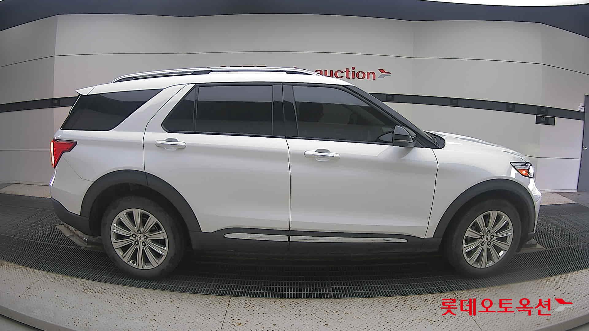 Ford Explorer 2.3 2021 Белый из Кореи, фото 3