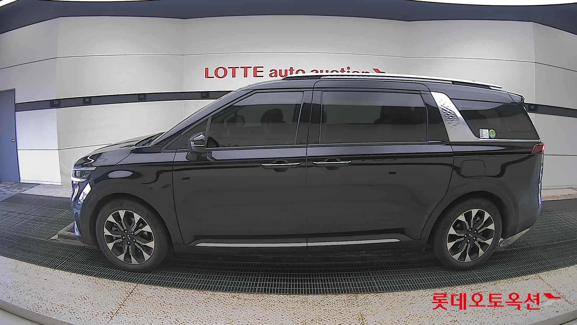 Kia Carnival id 3476476 из Кореи 7