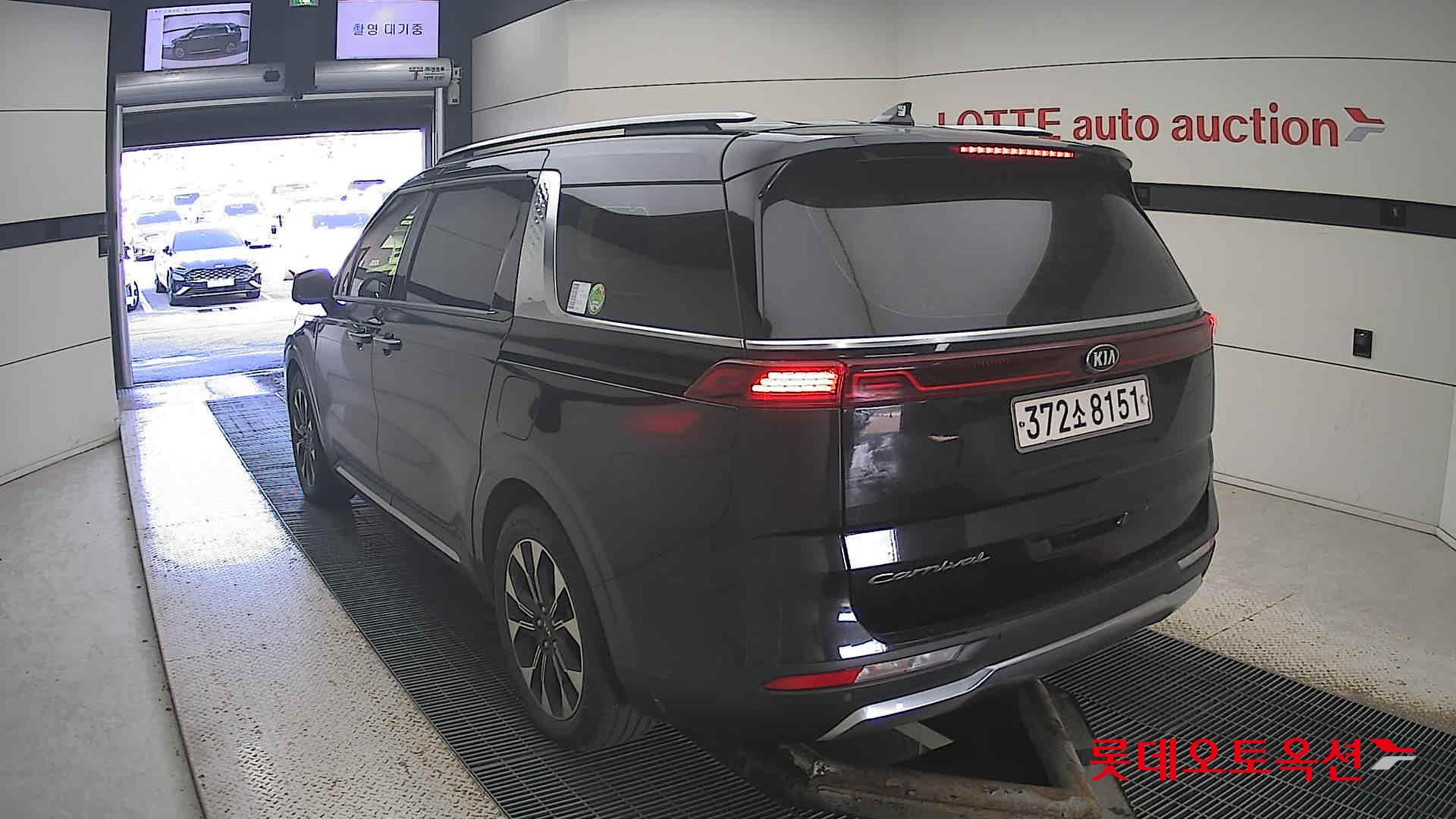 Kia Carnival id 3476476 из Кореи 9