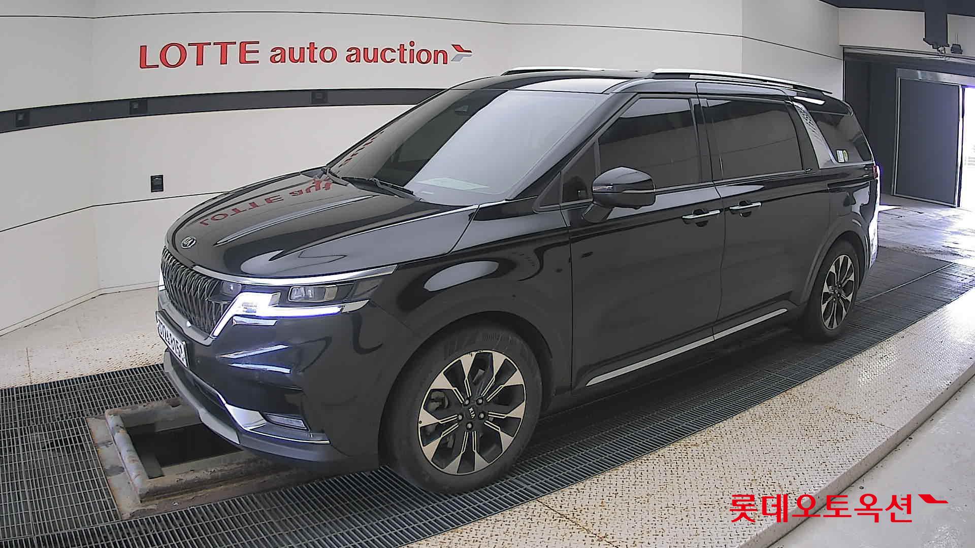 Kia Carnival id 3476476 из Кореи 13