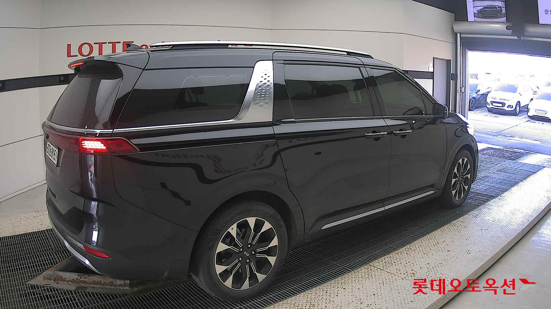 Kia Carnival id 3476476 из Кореи 19