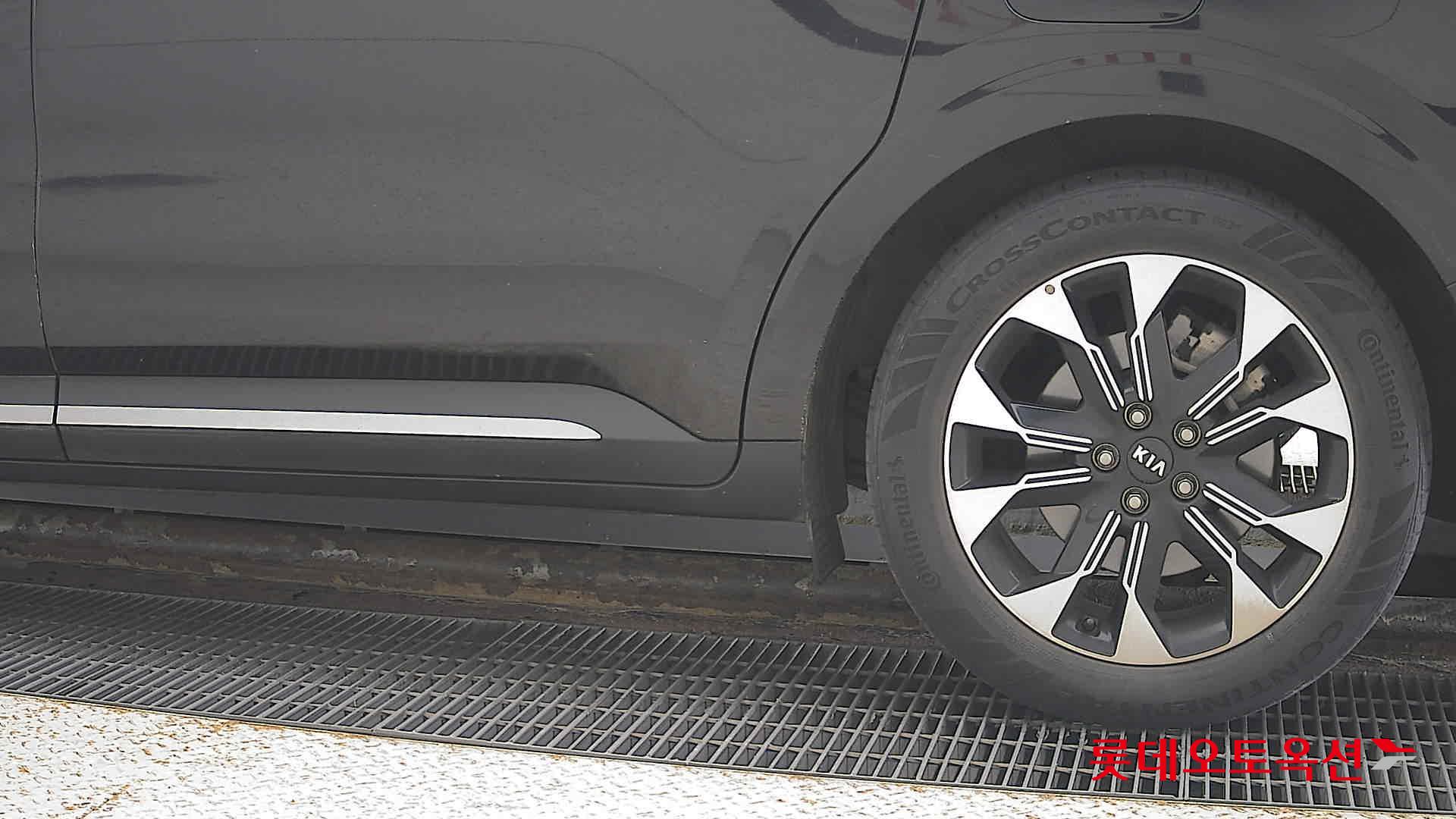 Kia Carnival id 3476476 из Кореи 22