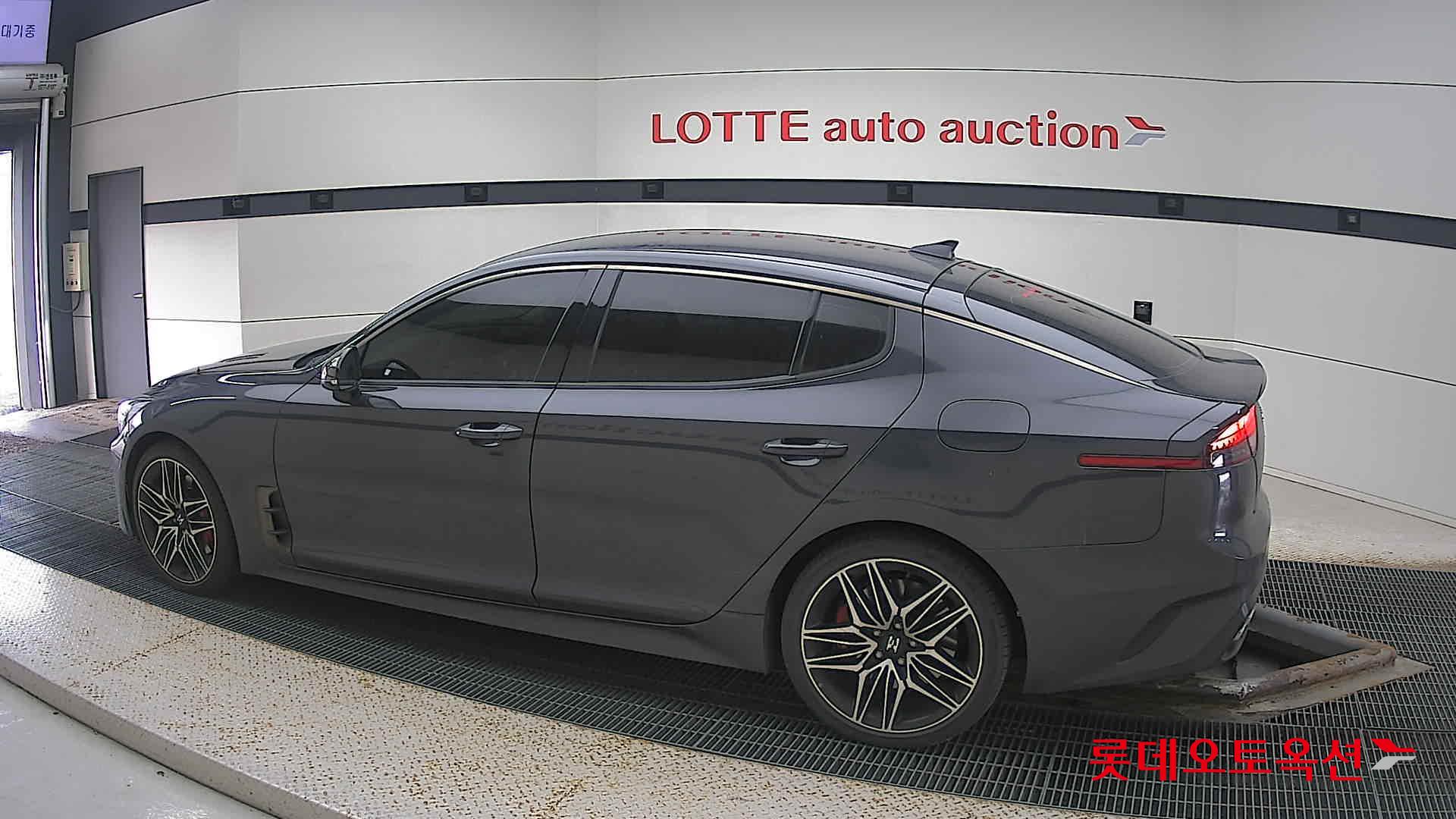 Kia Stinger id 3466789 из Кореи 11