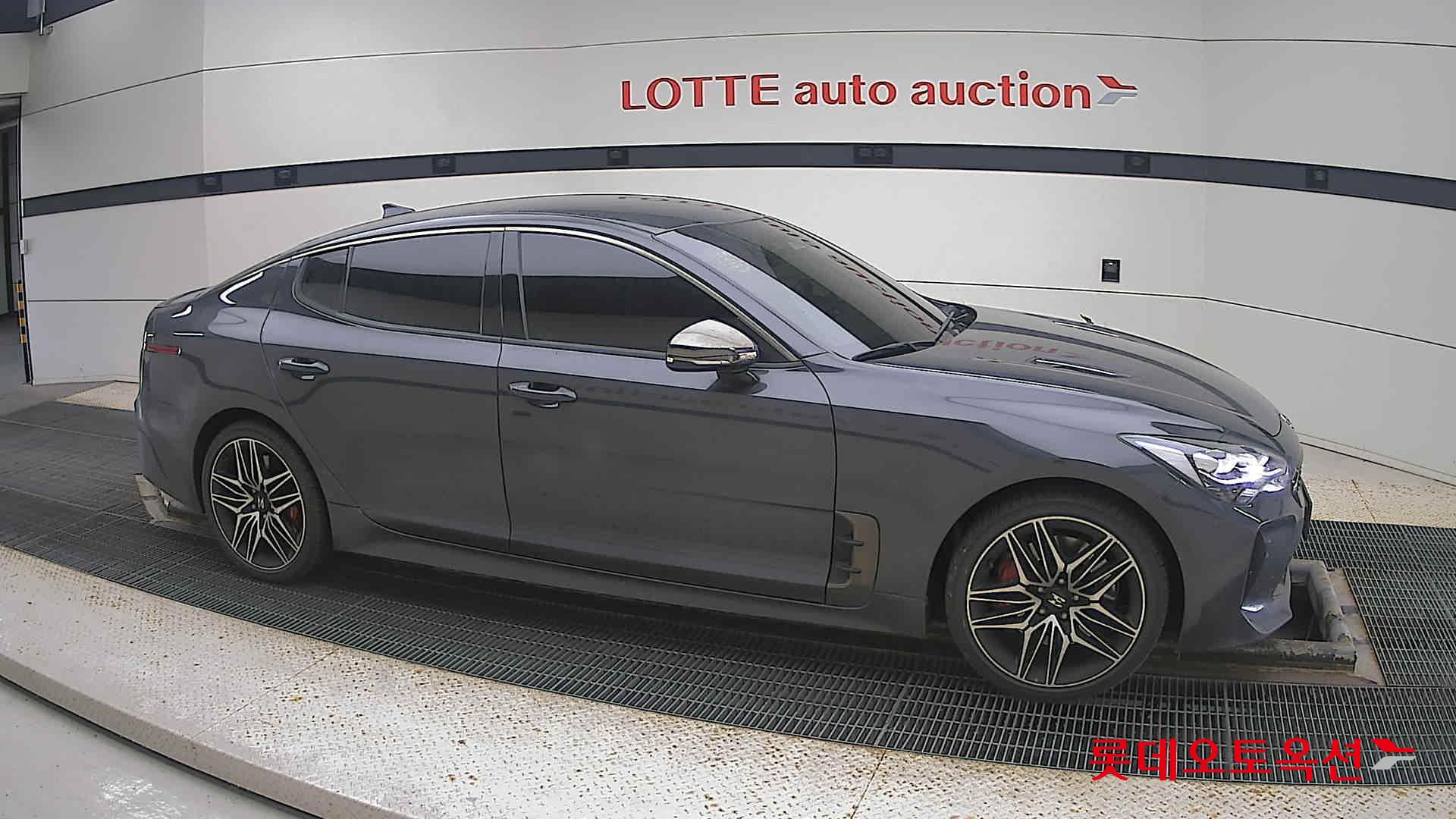 Kia Stinger id 3466789 из Кореи 17