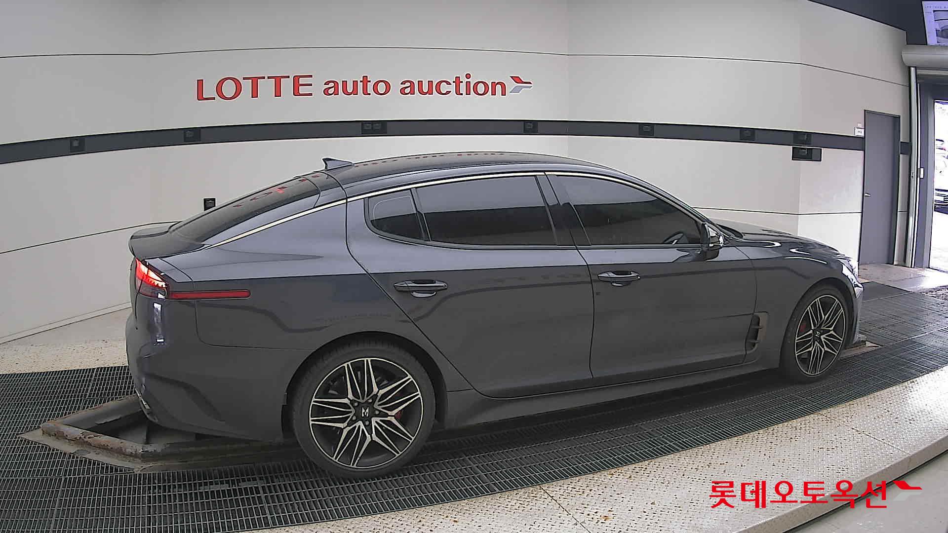 Kia Stinger id 3466789 из Кореи 18